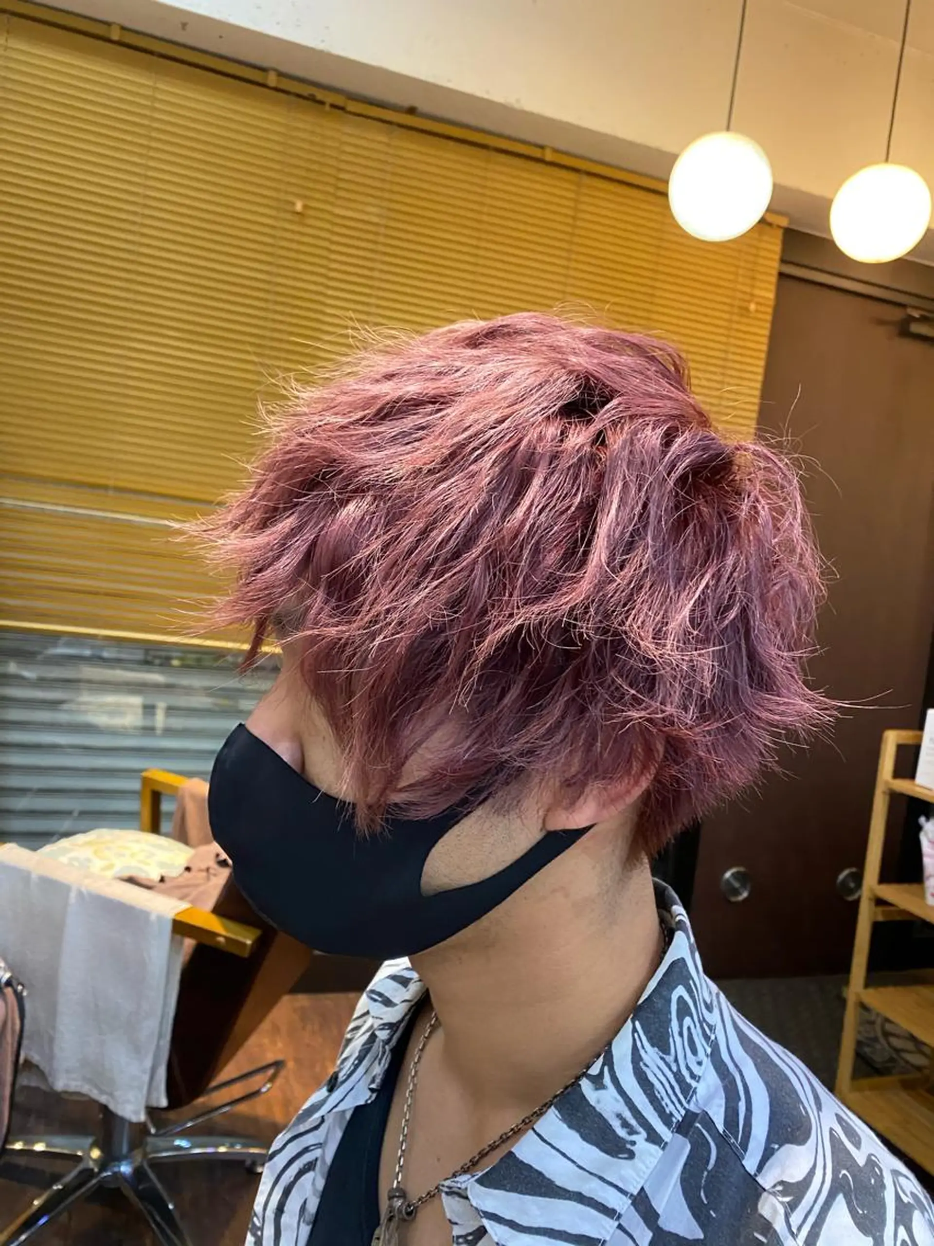 ショート メンズ メンズブリーチ カット ヘアカラー パーマ ヘッドスパ 野呂 隼人のヘアスタイル