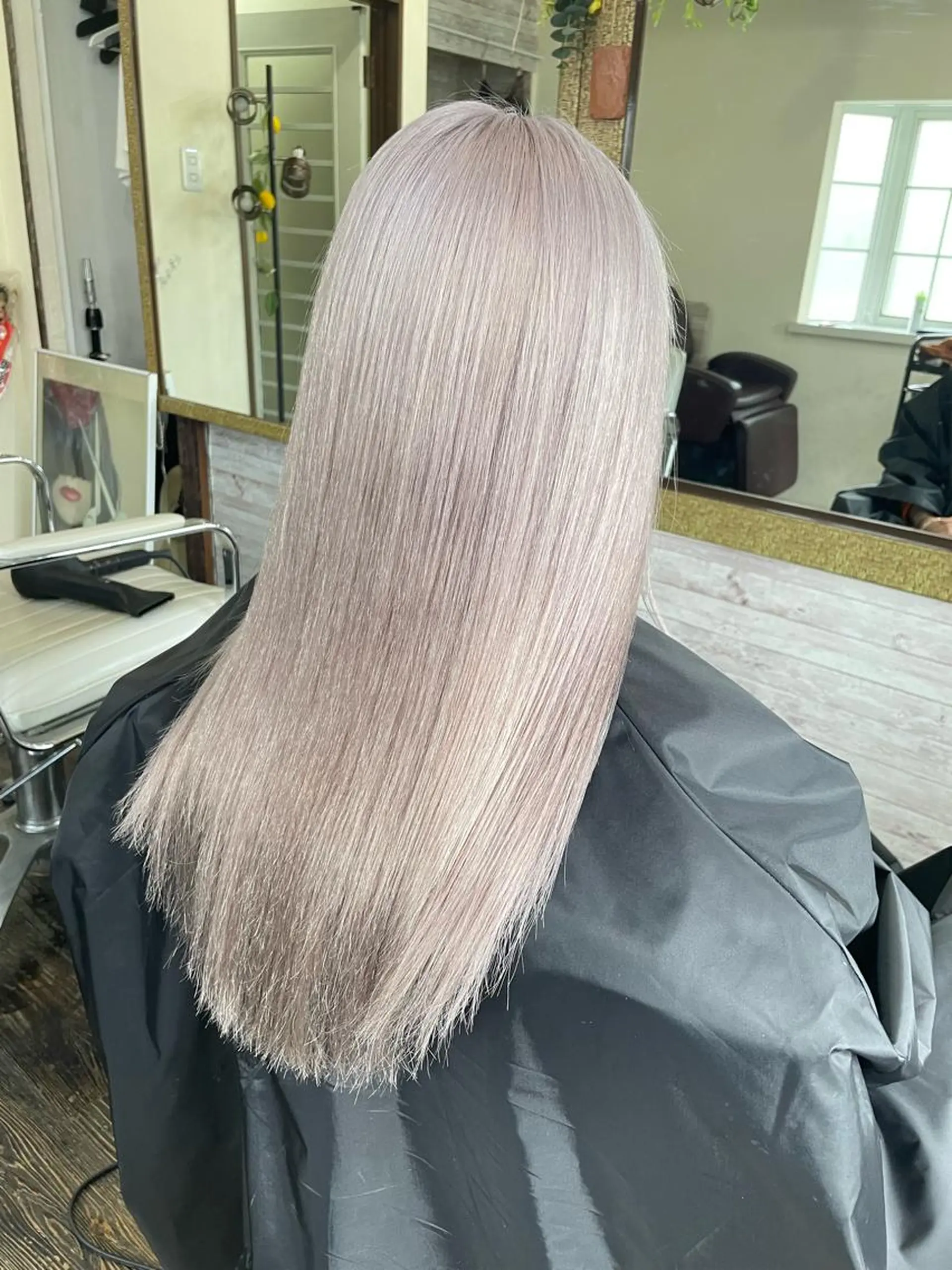 ロング カラー 渡辺 健太のヘアスタイル