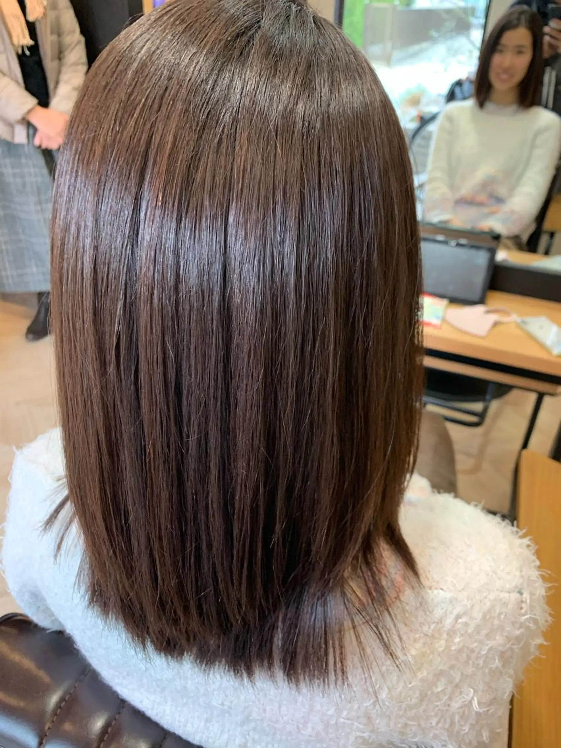 セミロング くせ毛 カット ヘアカラー トリートメント TAKA 【髪質改善】のヘアスタイル