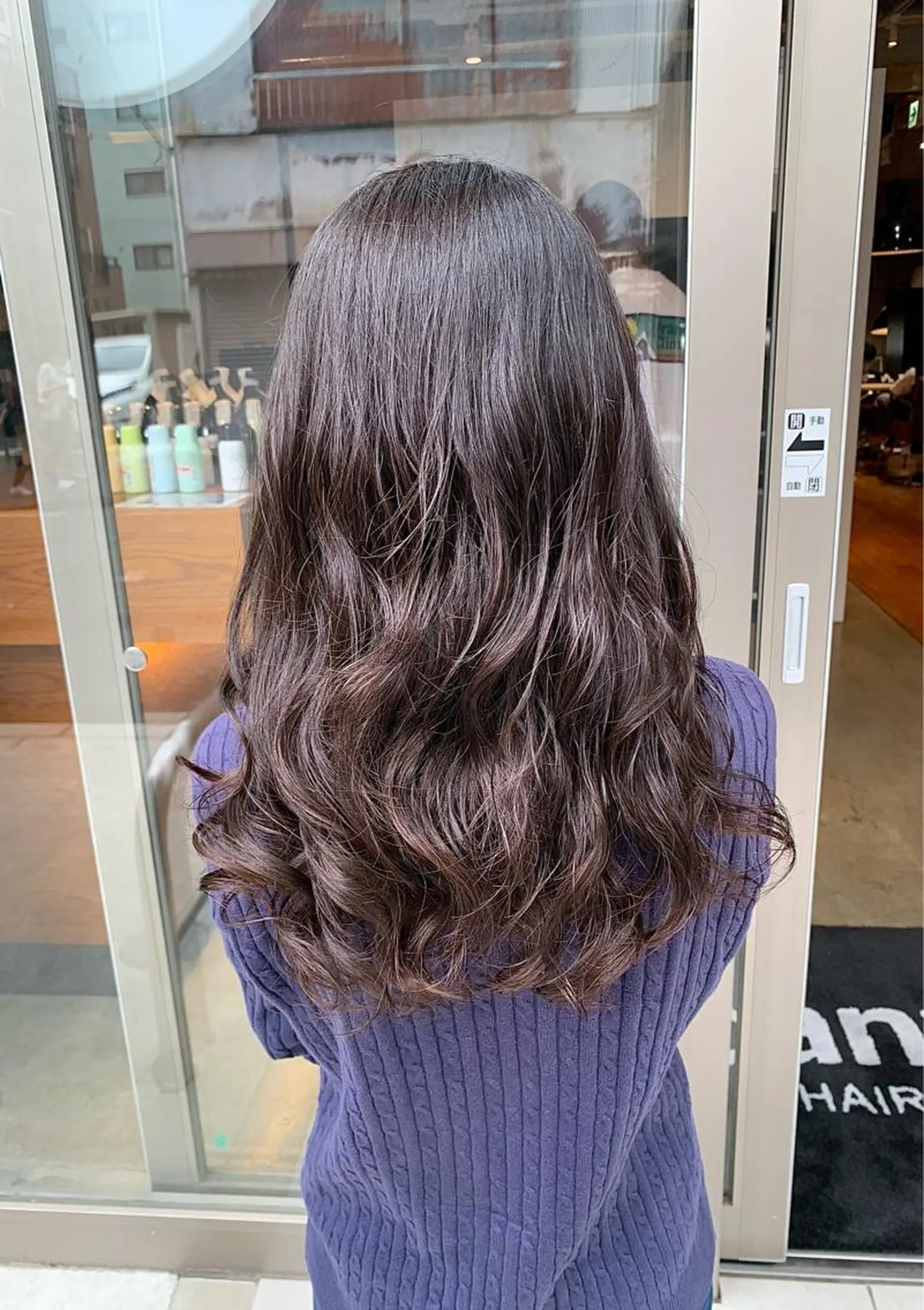 ロング パーマ ボブ　くせ毛風パーマ 艶カラー/横山大樹のヘアスタイル