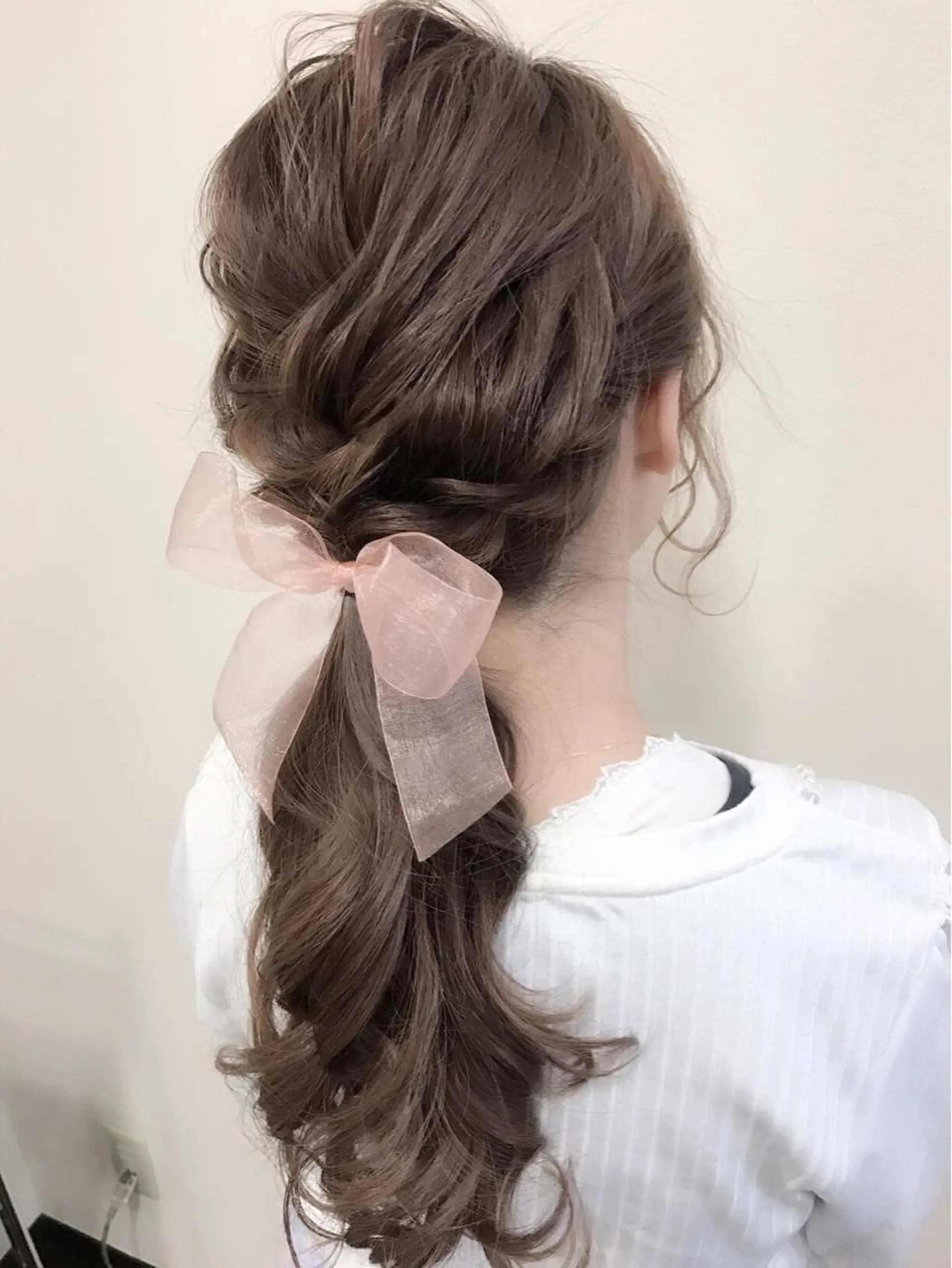 ロング ヘアアレンジ 沢田 瞳のヘアスタイル