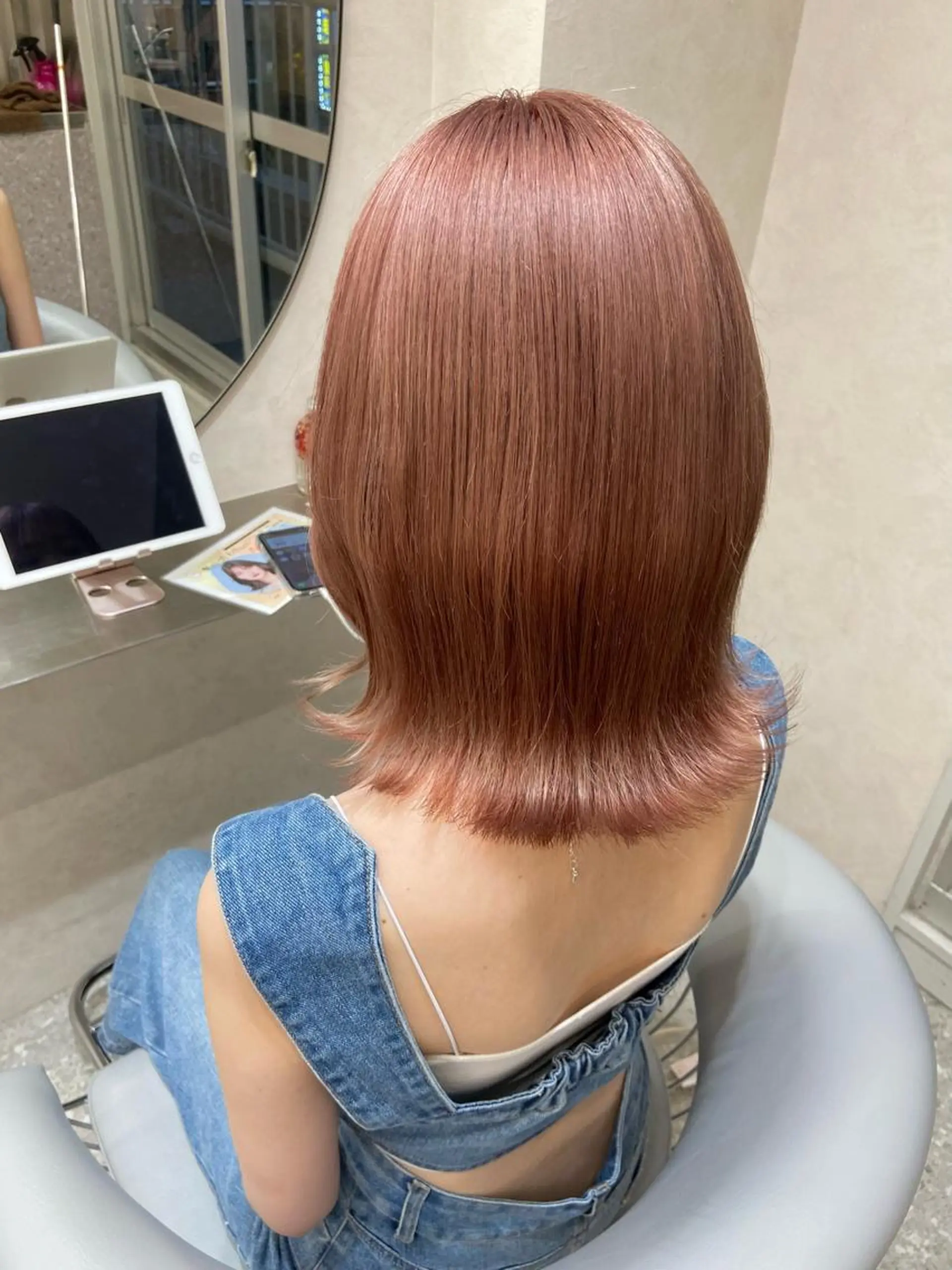 ミディアム カラー ベージュカラー ブリーチ ケアブリーチ ダブルカラー ピンクカラー カット トリートメント 新宿/韓国ヘア 中明度カラー/かやのヘアスタイル