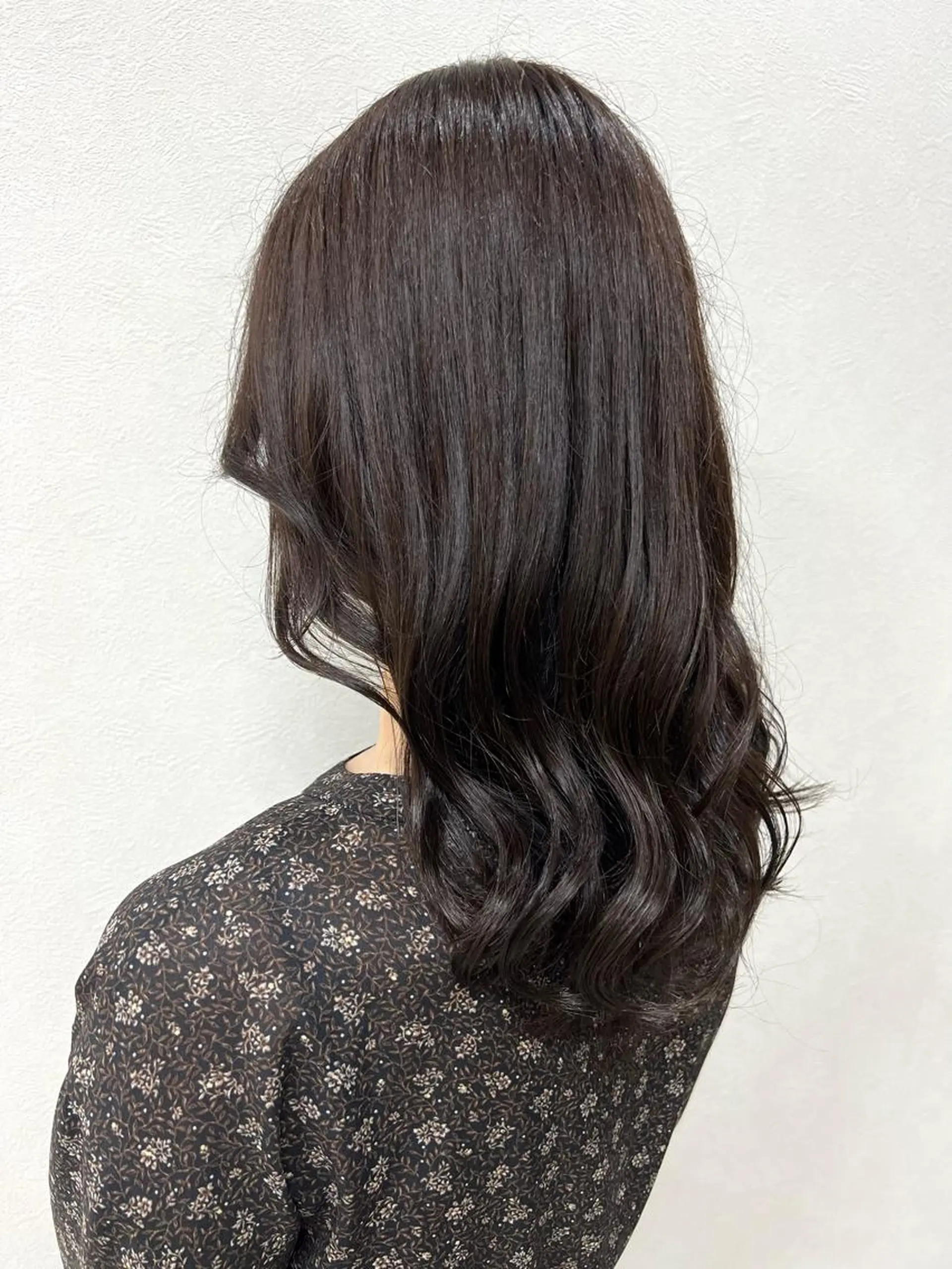 ミディアム カット ヘアカラー ショート/白髪ぼかし 君和田若菜のヘアスタイル