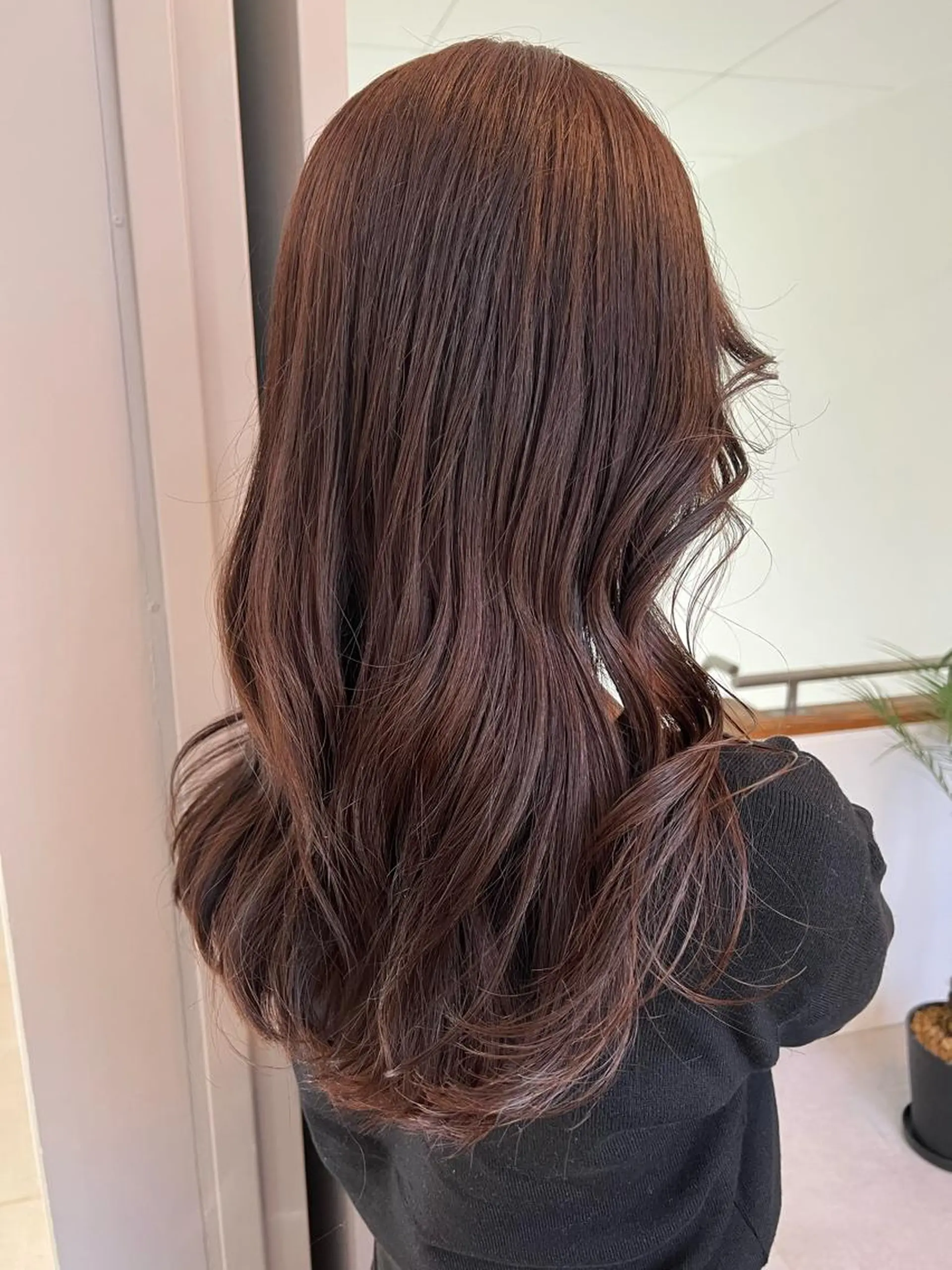 ロング カラー ブラウンカラー ヘアカラー Ami ブリーチ/ハイトーンのヘアスタイル