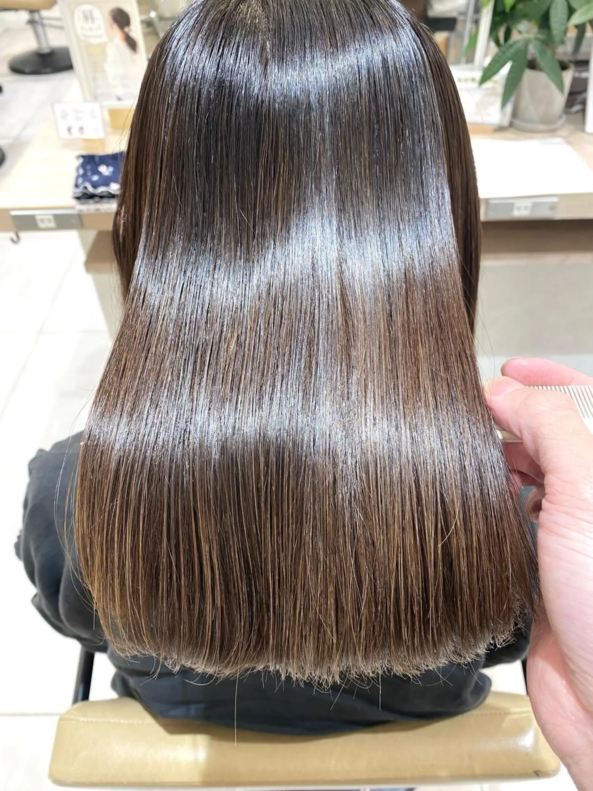 ミディアム 縮毛矯正 トリートメント ⭐️⭐️縮毛矯正の スペシャリスト松本✨のヘアスタイル