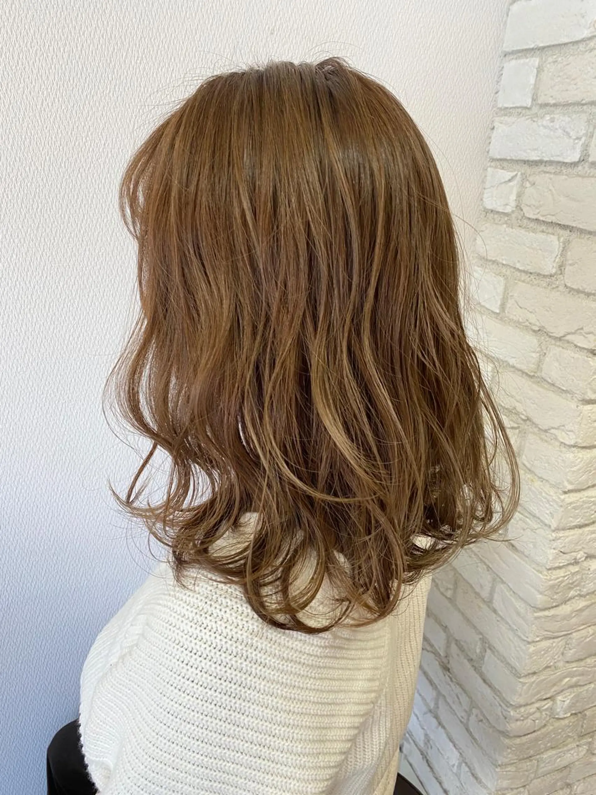 セミロング 山本 茉希のヘアスタイル