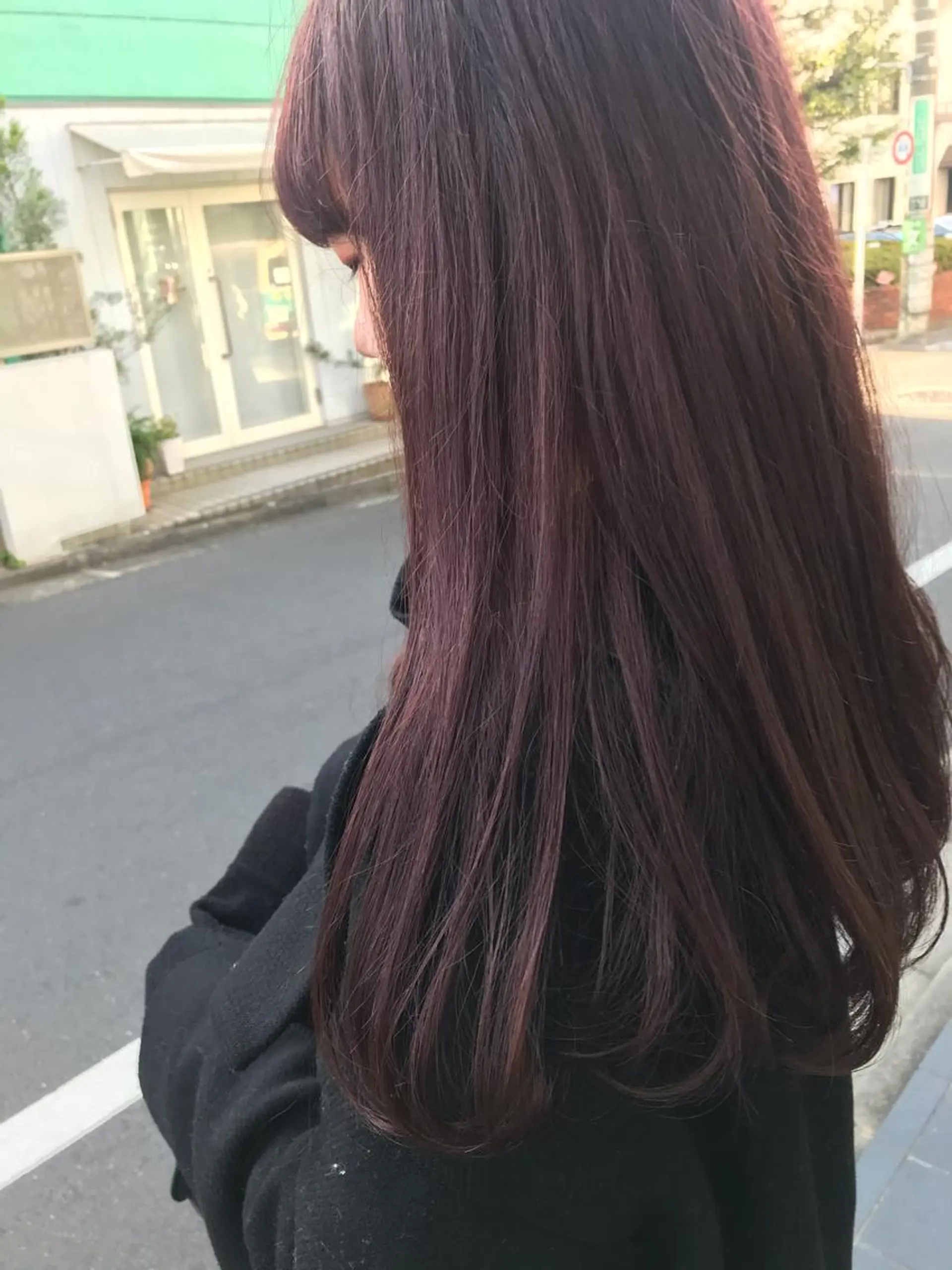 ロング 横山 奈央のヘアスタイル