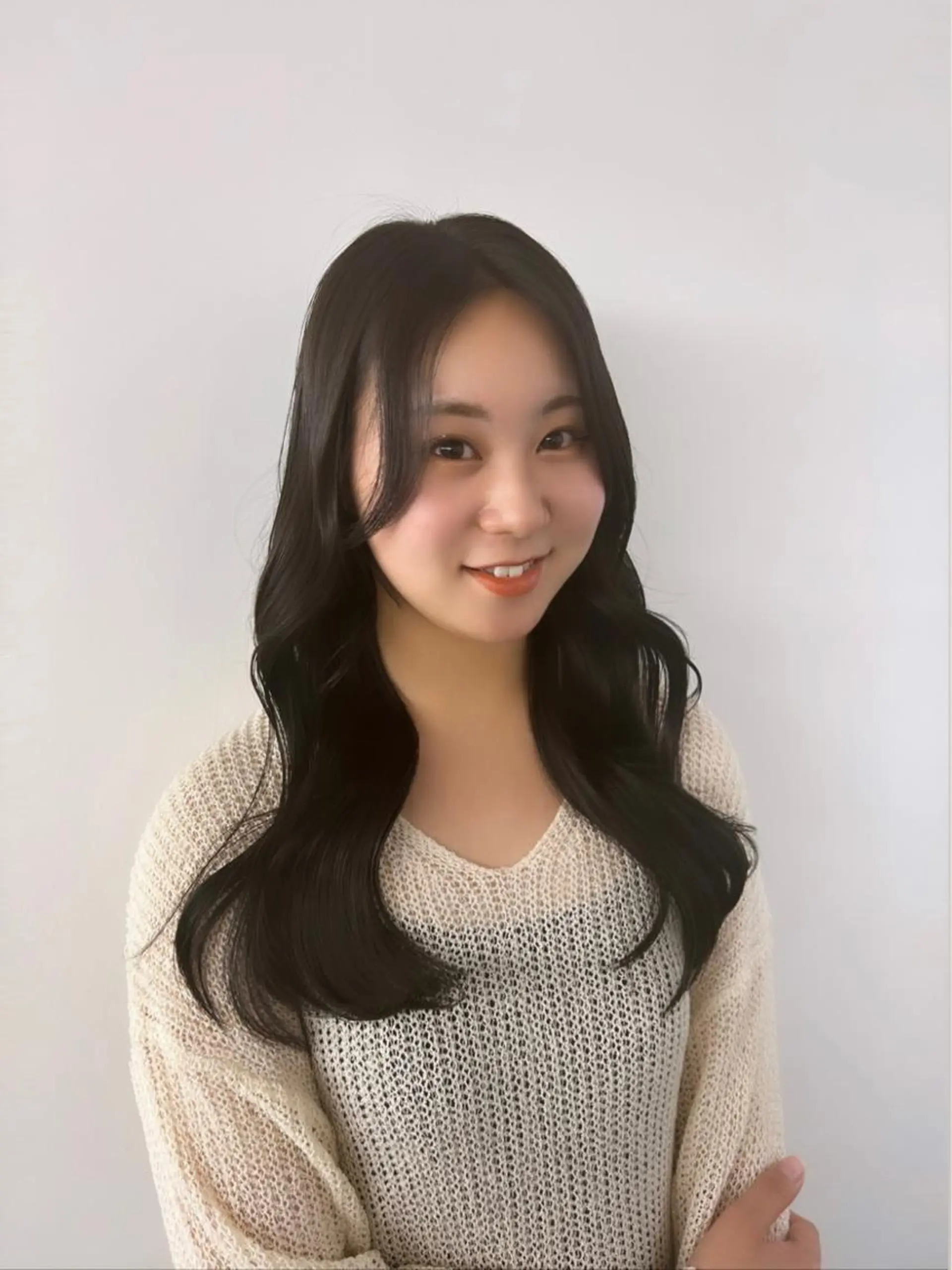 ロング カラー 透明感カラー 韓国風ヘア ヘアカラー トリートメント ヘアセット 名古屋栄♡PELE 上品な透明感ベージュのヘアスタイル