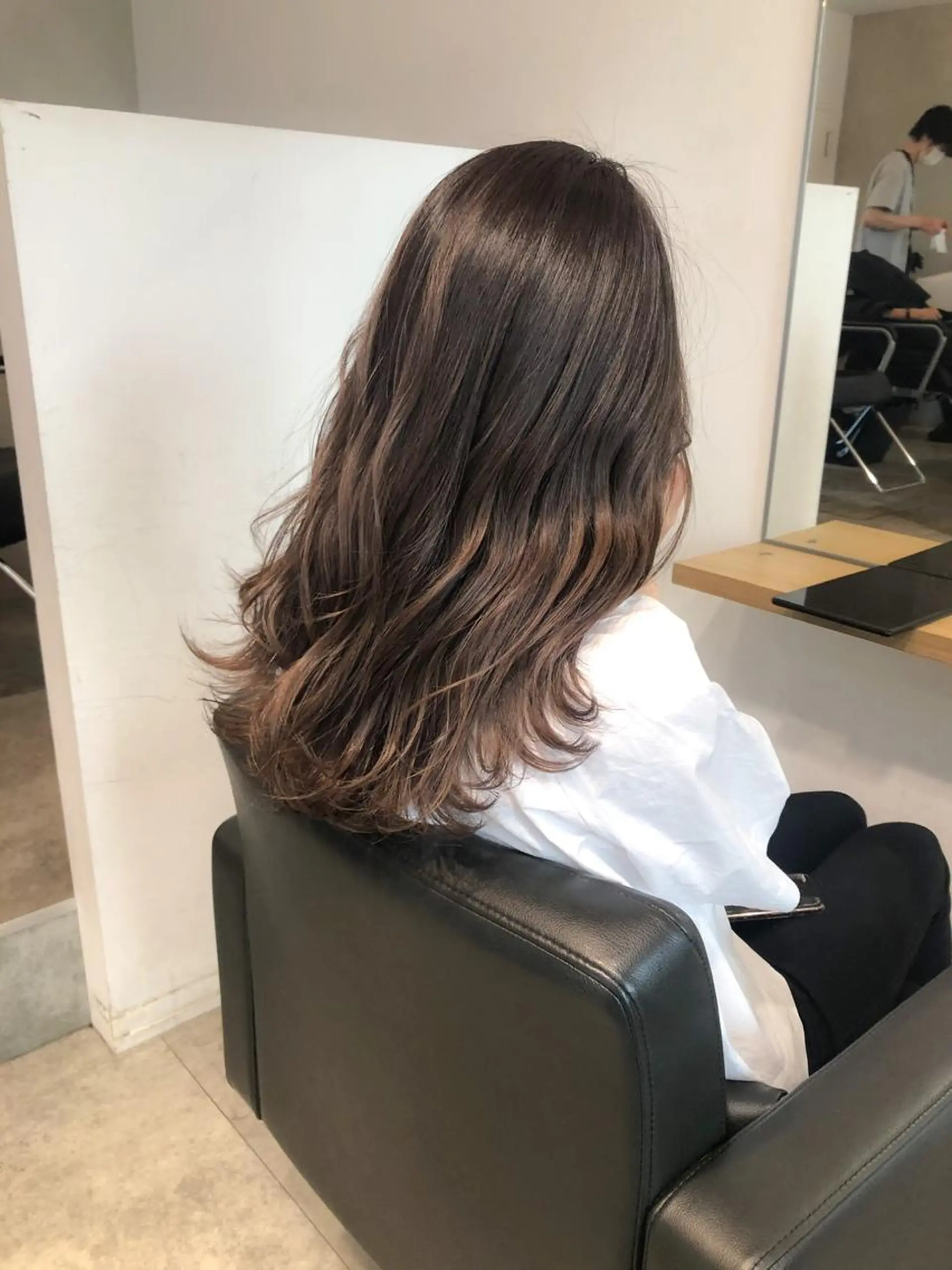 ロング カラー 艶カラー×似合わせ カットshihomiのヘアスタイル