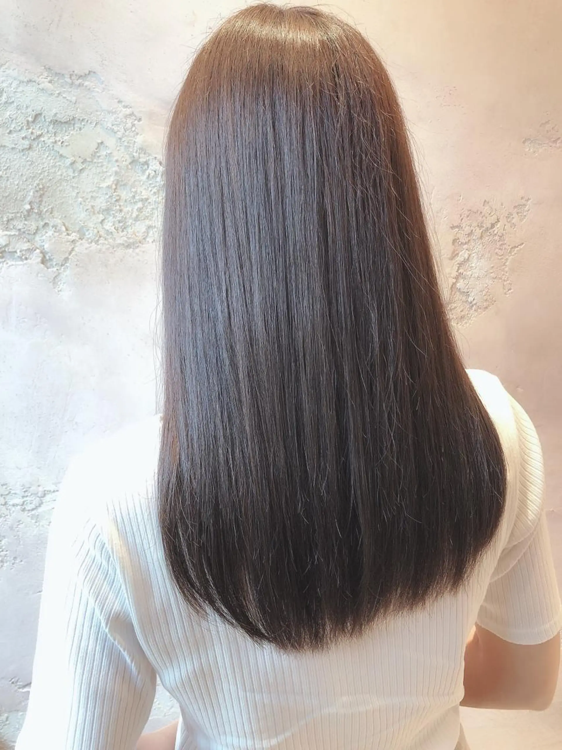 セミロング カット ヘアカラー トリートメント ボンドストーリーノヴァ所属・縮毛矯正・髪質改善 ❣️三浦正也のヘアスタイル