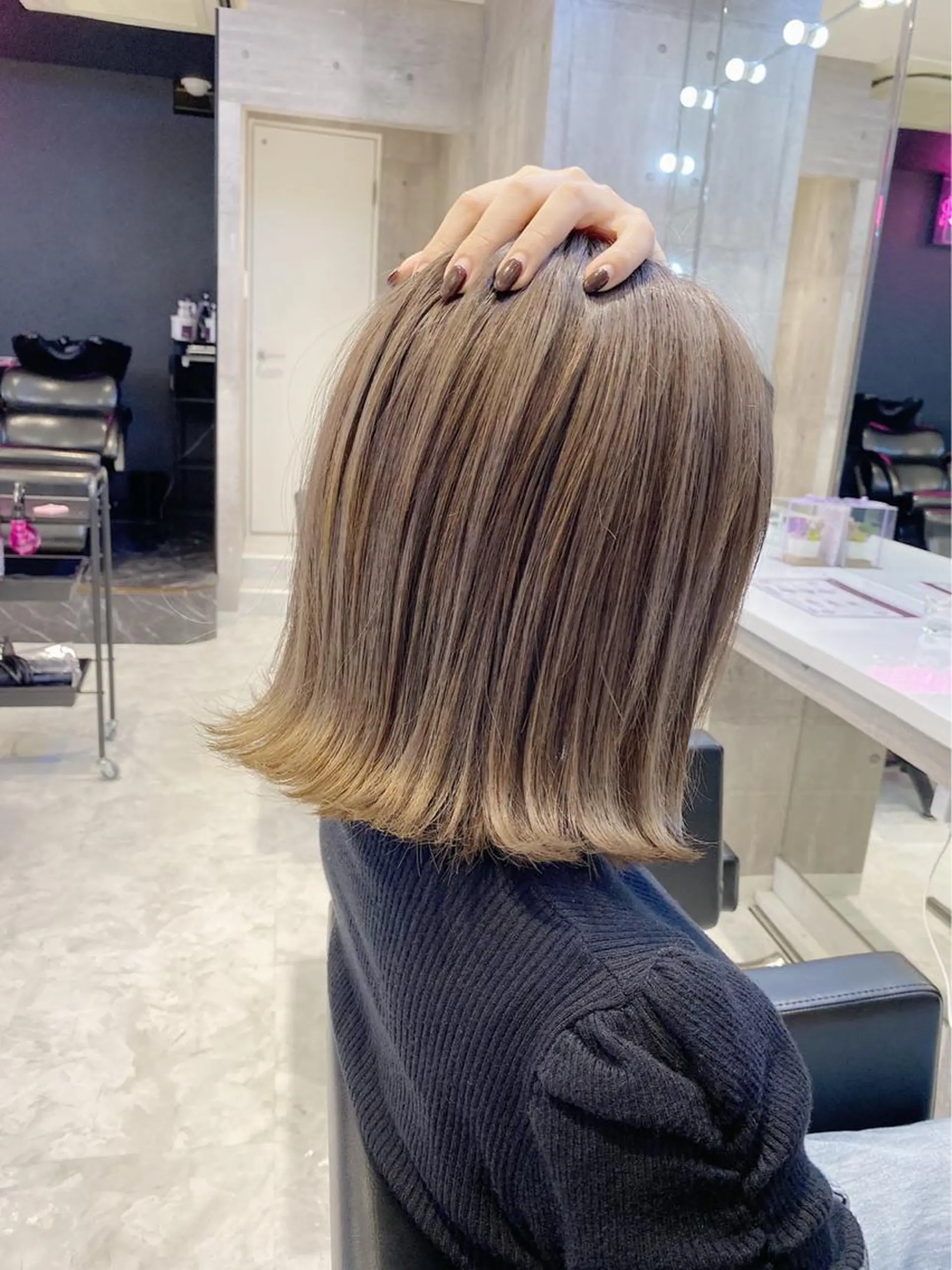 ショート アッシュ アッシュグレー パープルカラー 外国人風カラー 韓国風ヘア カット ヘアカラー トリートメント ヘアセット 🩰nanaka 🩰のヘアスタイル