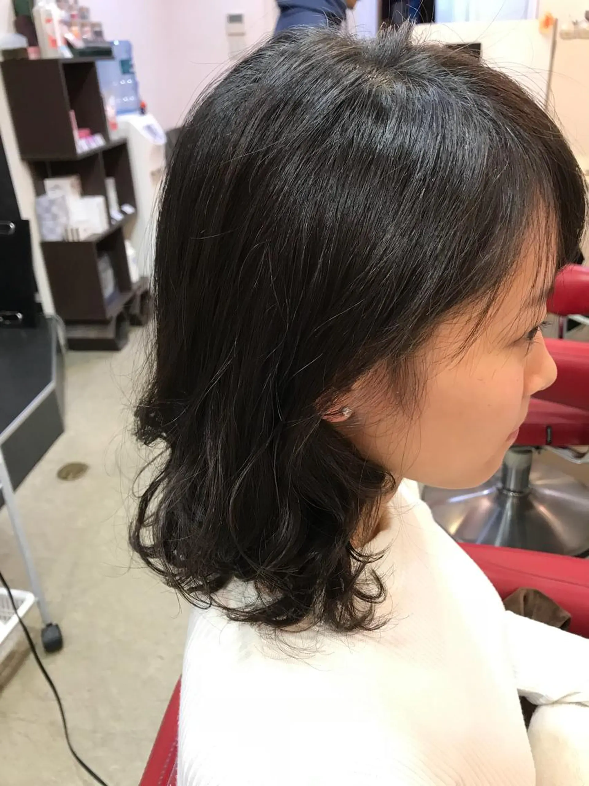 ミディアム パーマ 渋谷宮益坂 omoのヘアスタイル