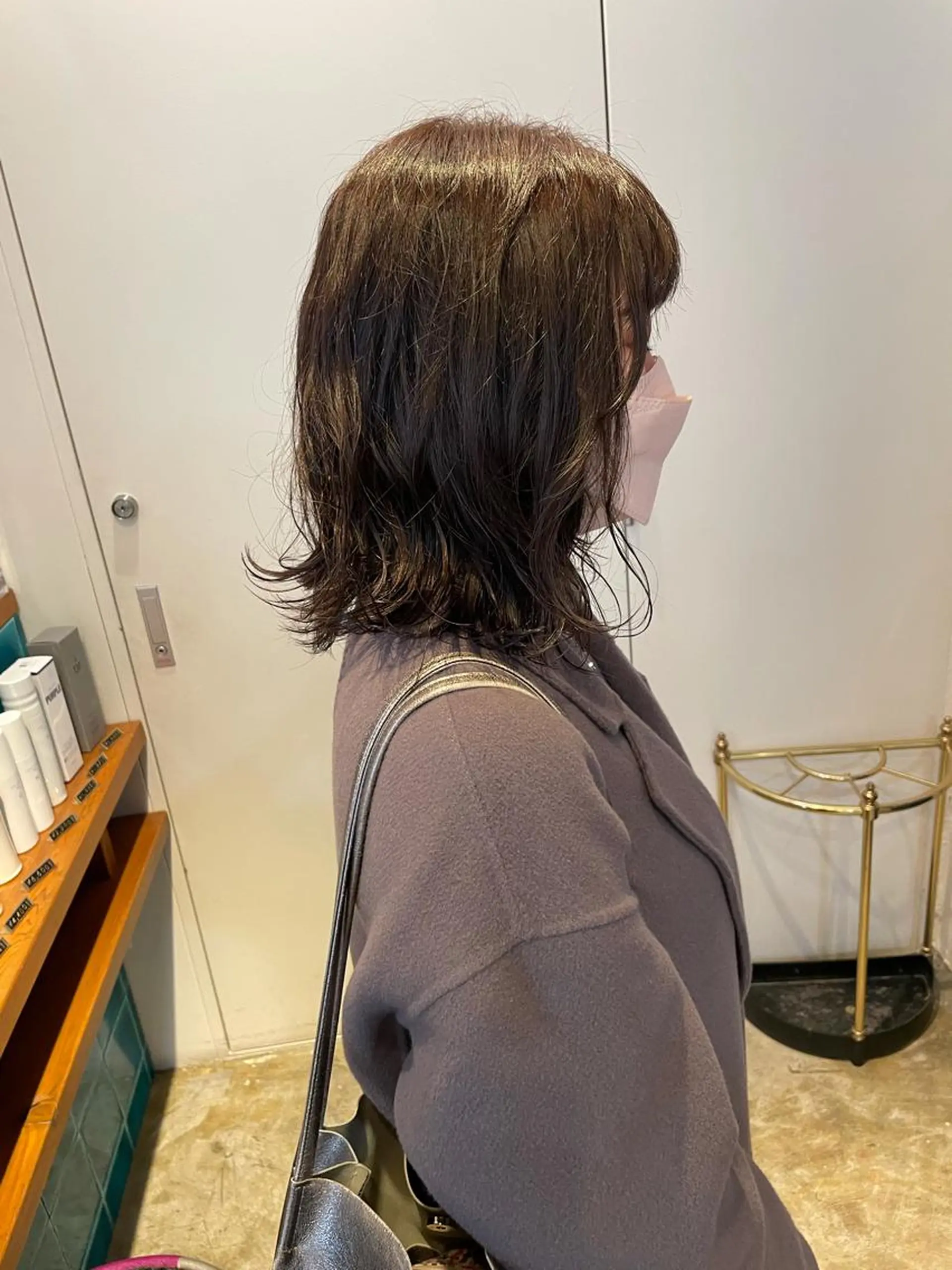 ミディアム カラー パーマ ミディアムパーマ グレージュ オレンジ ボブ カット ヘアカラー パーマ トリートメント MIOベージュカラー 柔らかいカラーのヘアスタイル