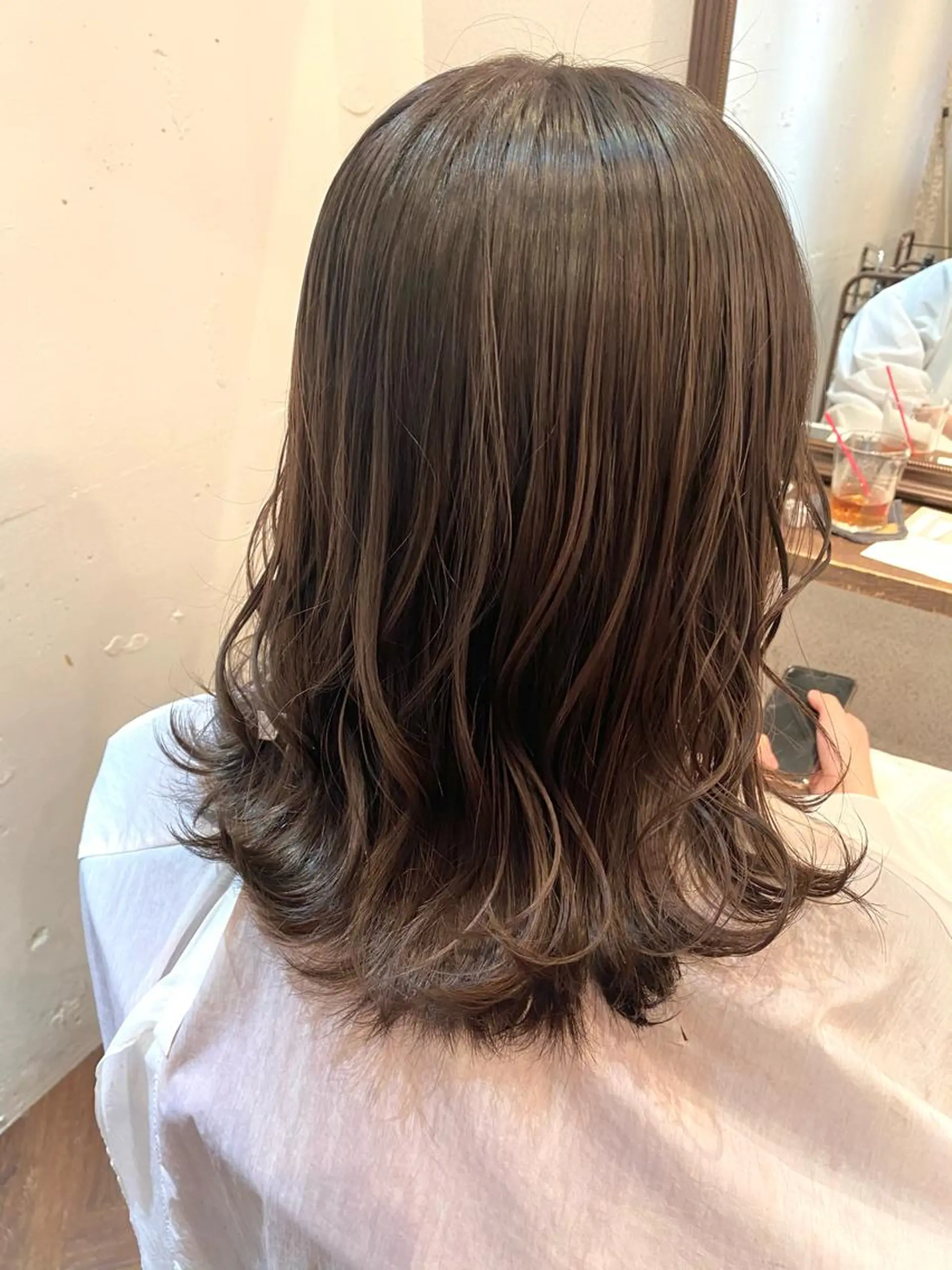 セミロング カラー アッシュ アッシュグレー アッシュグレージュ グレージュ 🌈🌸あおき みちる🌟💗のヘアスタイル