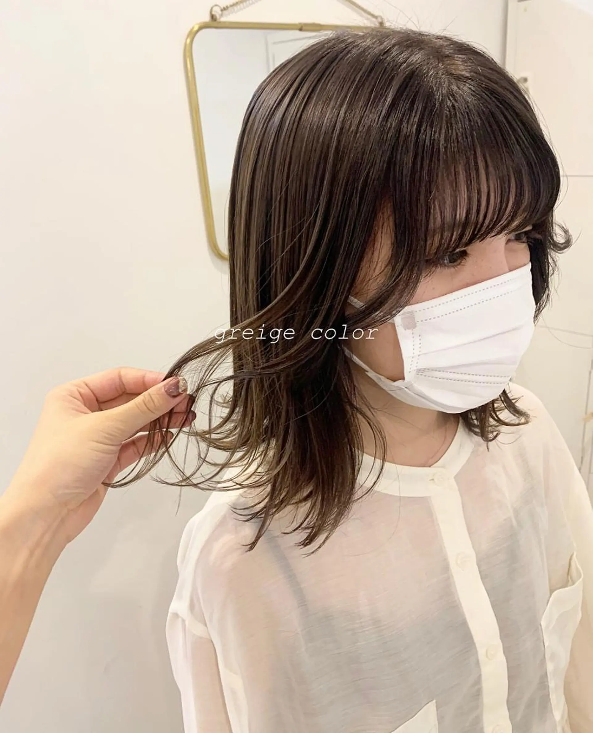 セミロング カラー 佐藤 永夏のヘアスタイル