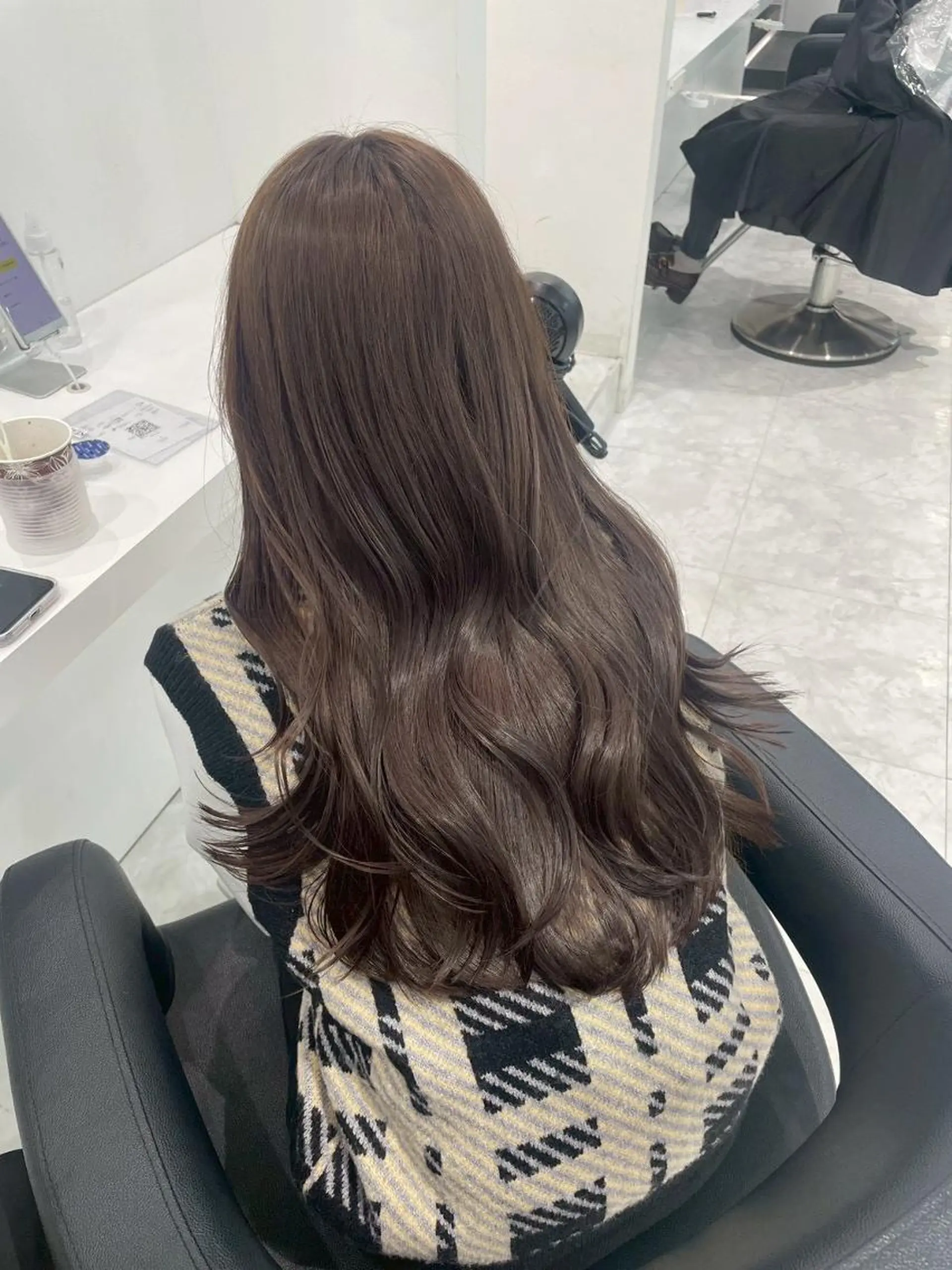 カラー トレンドスタイル🤍 透明感ヘアのヘアスタイル