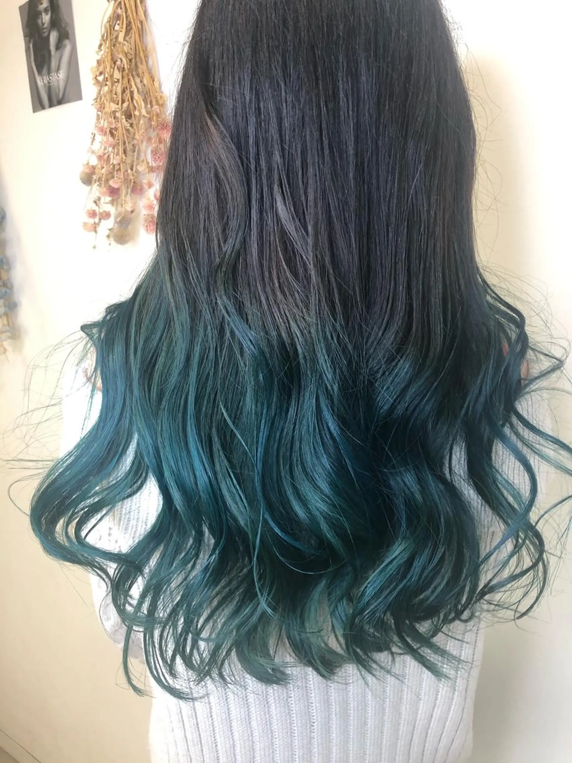 ロング カラー ヘアカラー トリートメント 松佐 ゆかりのヘアスタイル