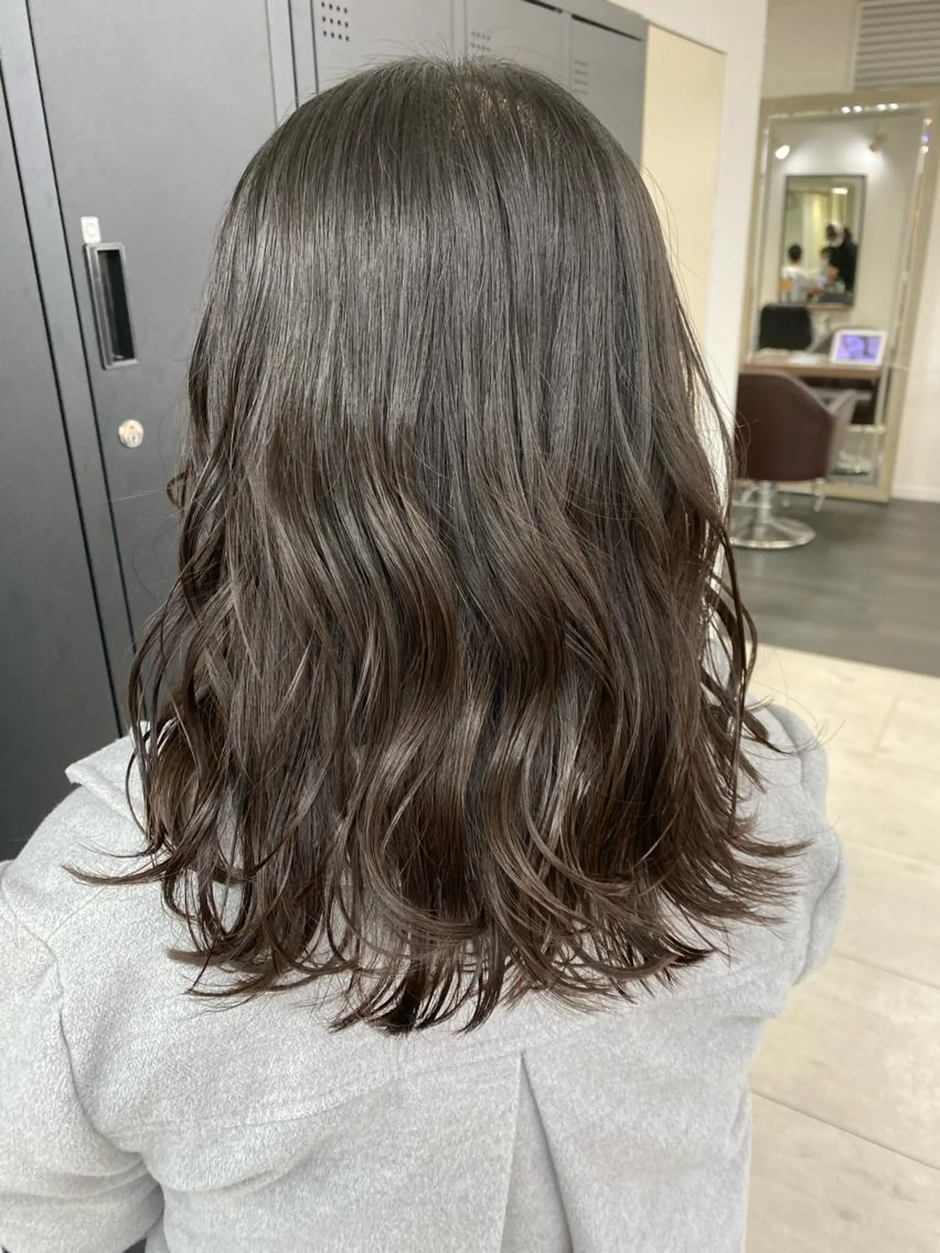 ミディアム カット トリートメント 月野涼風 /レイヤーカットのヘアスタイル