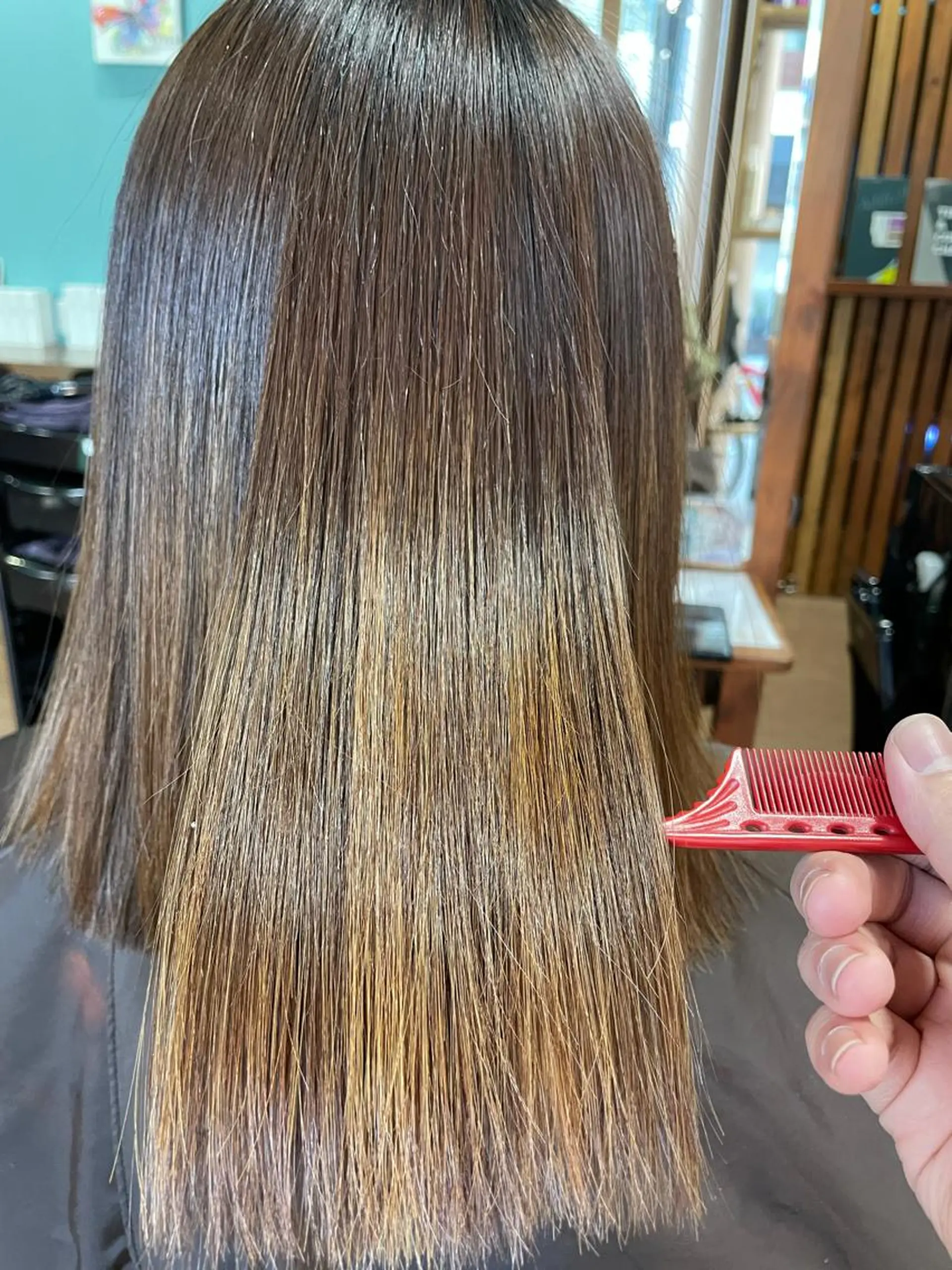 セミロング トリートメント 酸熱トリートメント Mavie hair所属・髪質改善×潤艶カラー ⭐️岡田崇彰のヘアスタイル