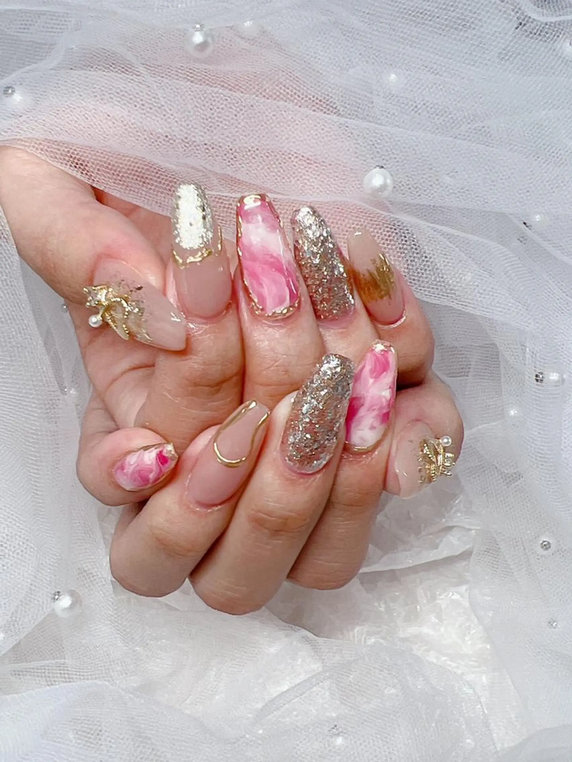 ネイル ハンドネイル ハンドケア DEMAIN- 🌹のネイルデザイン