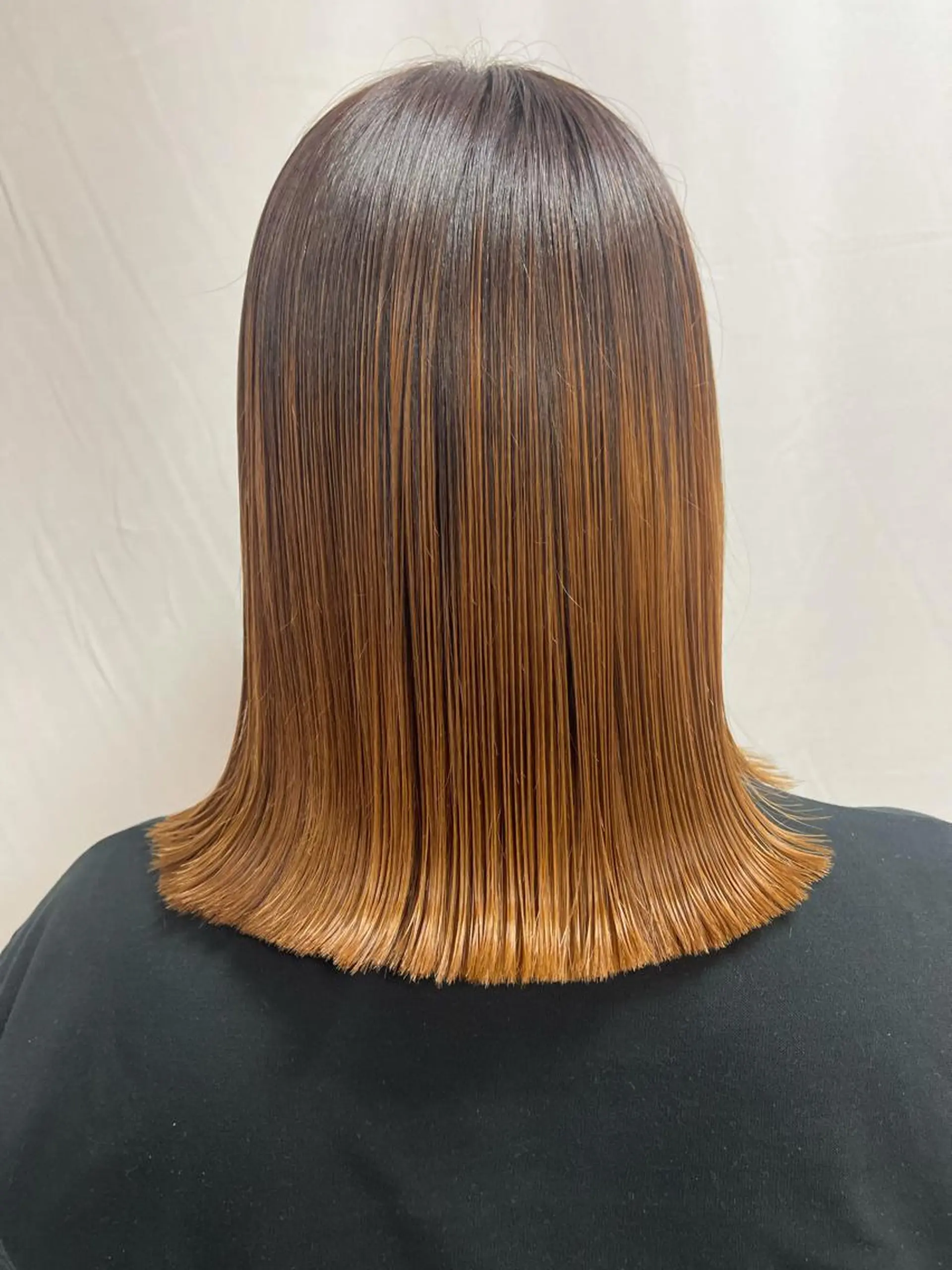 セミロング カラー パーマ ブリーチ 髪質改善 トリートメント 髪質改善/縮毛矯正 /ブリーチ矯正/岡部のヘアスタイル