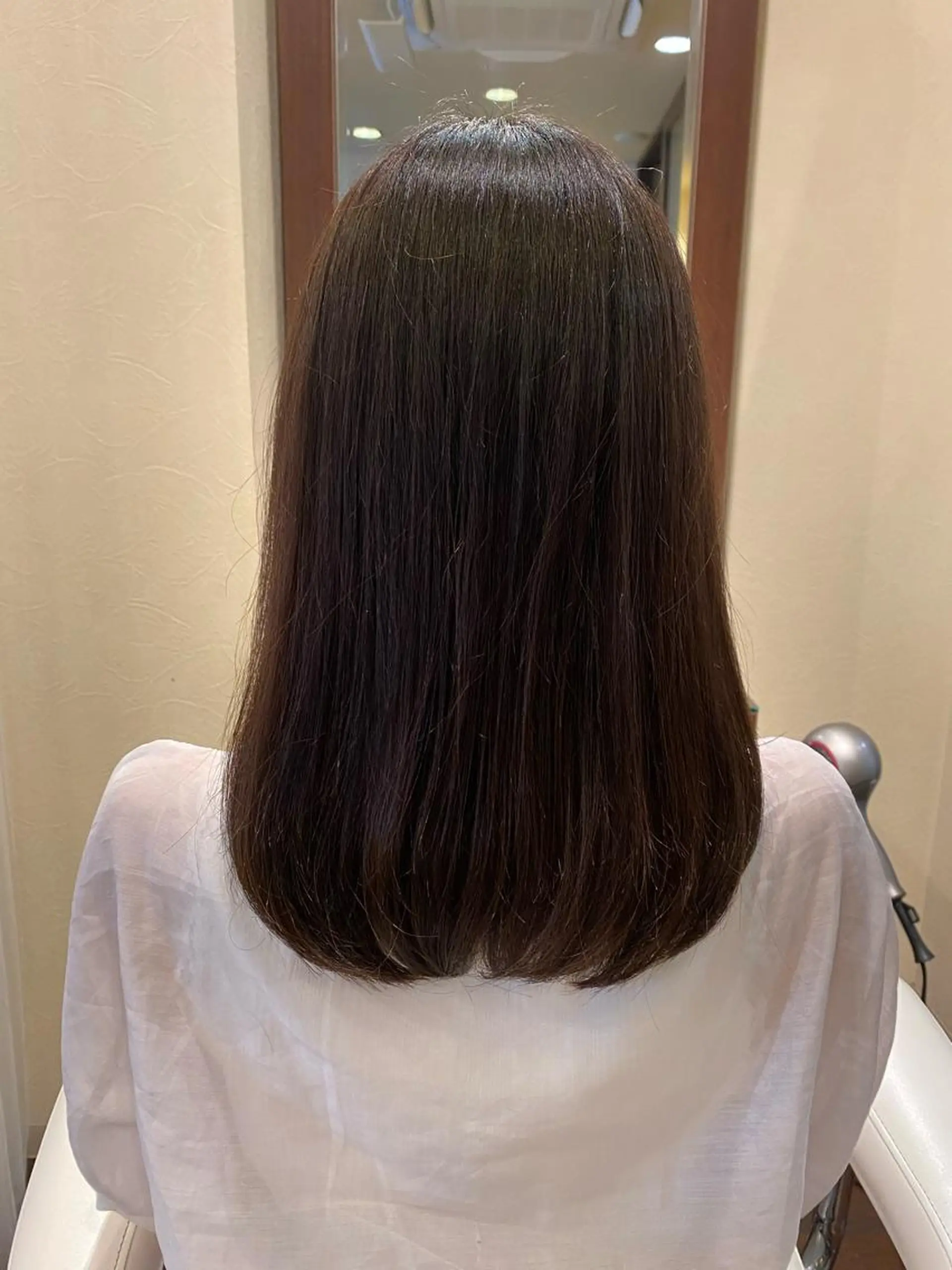 セミロング 艶ｶﾗｰ｜ｽﾄﾚｰﾄ 🍟yuki🍟のヘアスタイル