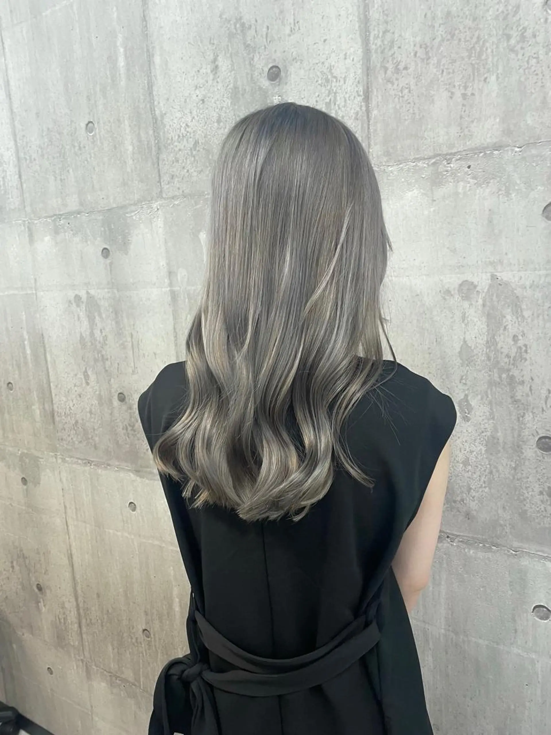 カラー ブリーチ _WHITE浜松店 もえかのヘアスタイル