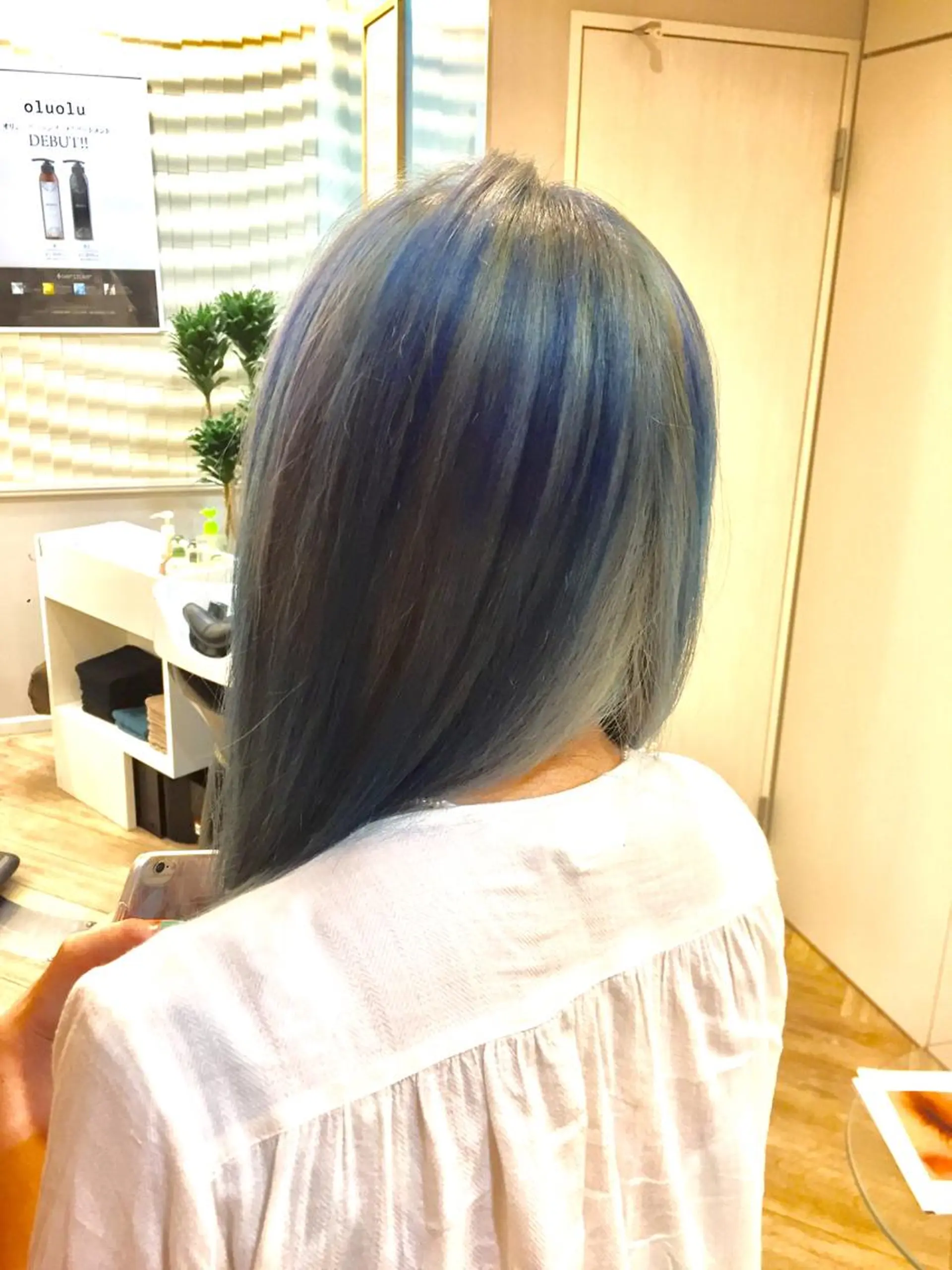 セミロング oluolu hairのヘアスタイル