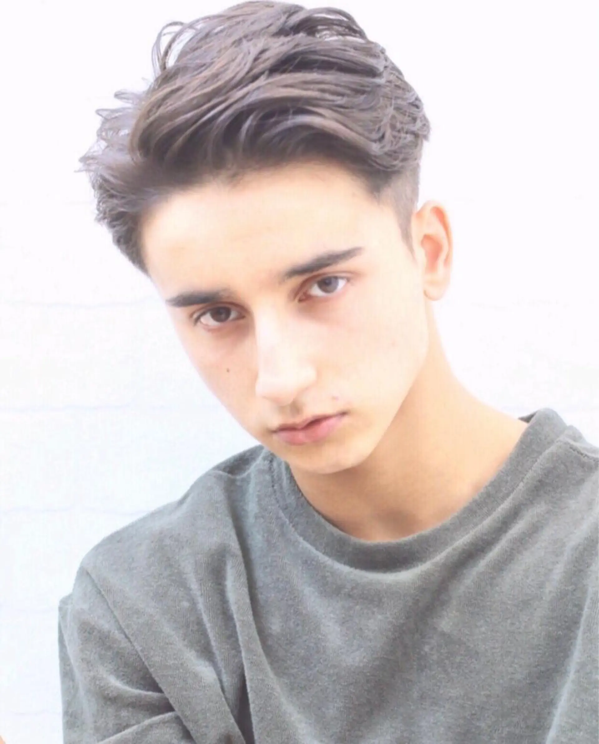 ミディアム メンズ ミディアムパーマ アップバング コンマヘア マッシュ メンズパーマ DX  SHARE  SALON 　SHIBUYA所属・AKI アキのヘアスタイル