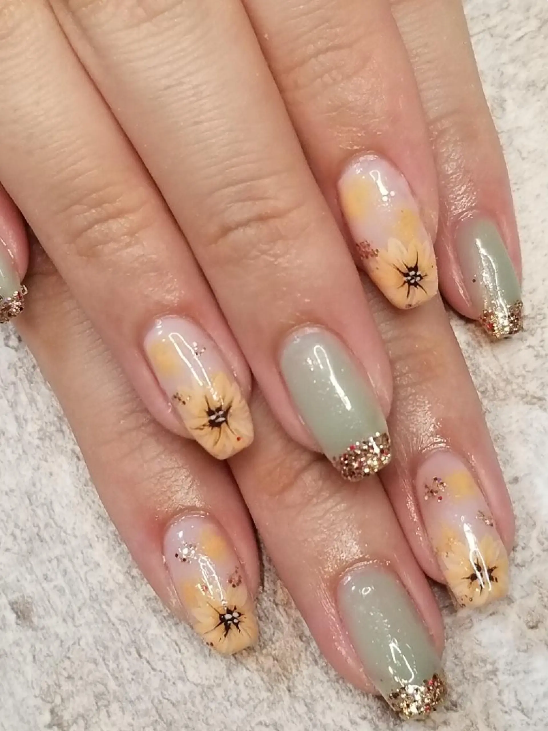 ネイル milly nail （予約担当)のネイルデザイン