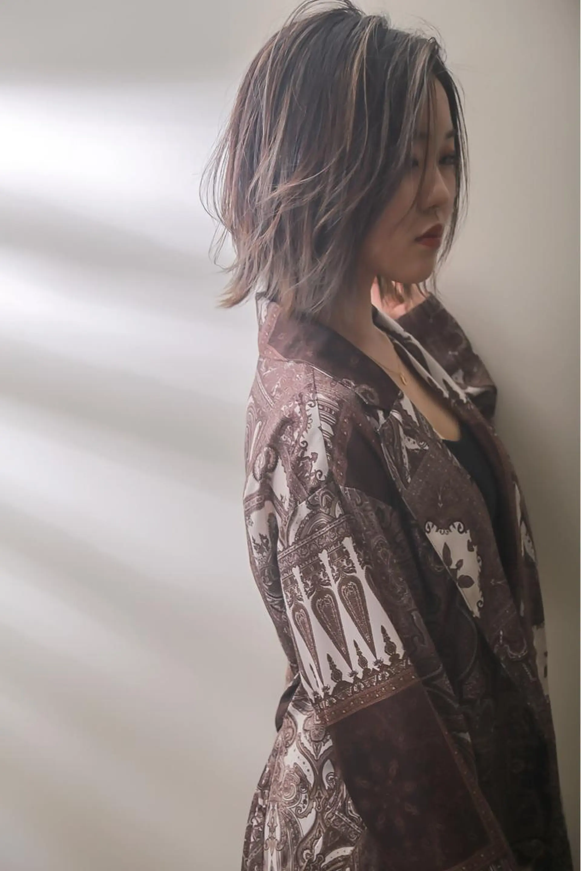 ミディアム 伊藤 裕貴のヘアスタイル