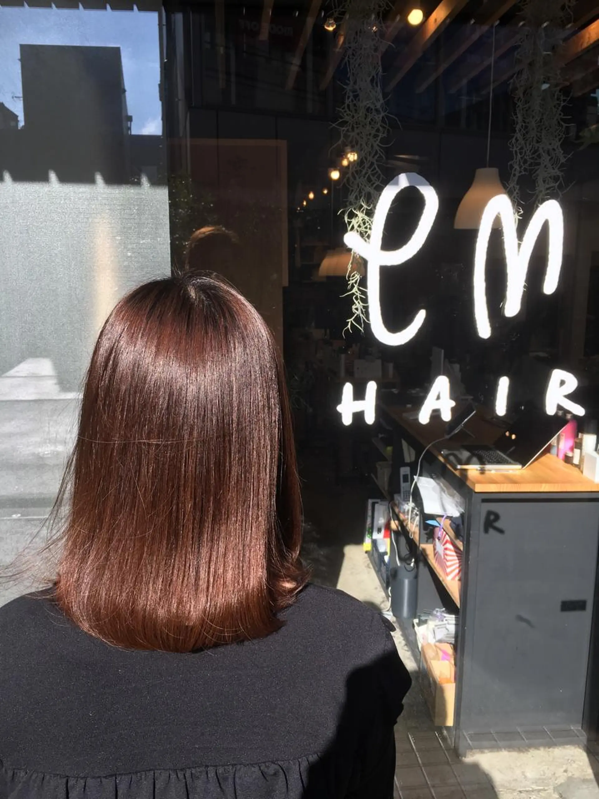 セミロング カラー メンズ眉毛ITSUK Iメンズ専門　新宿の眉毛・アイブロウイメージ