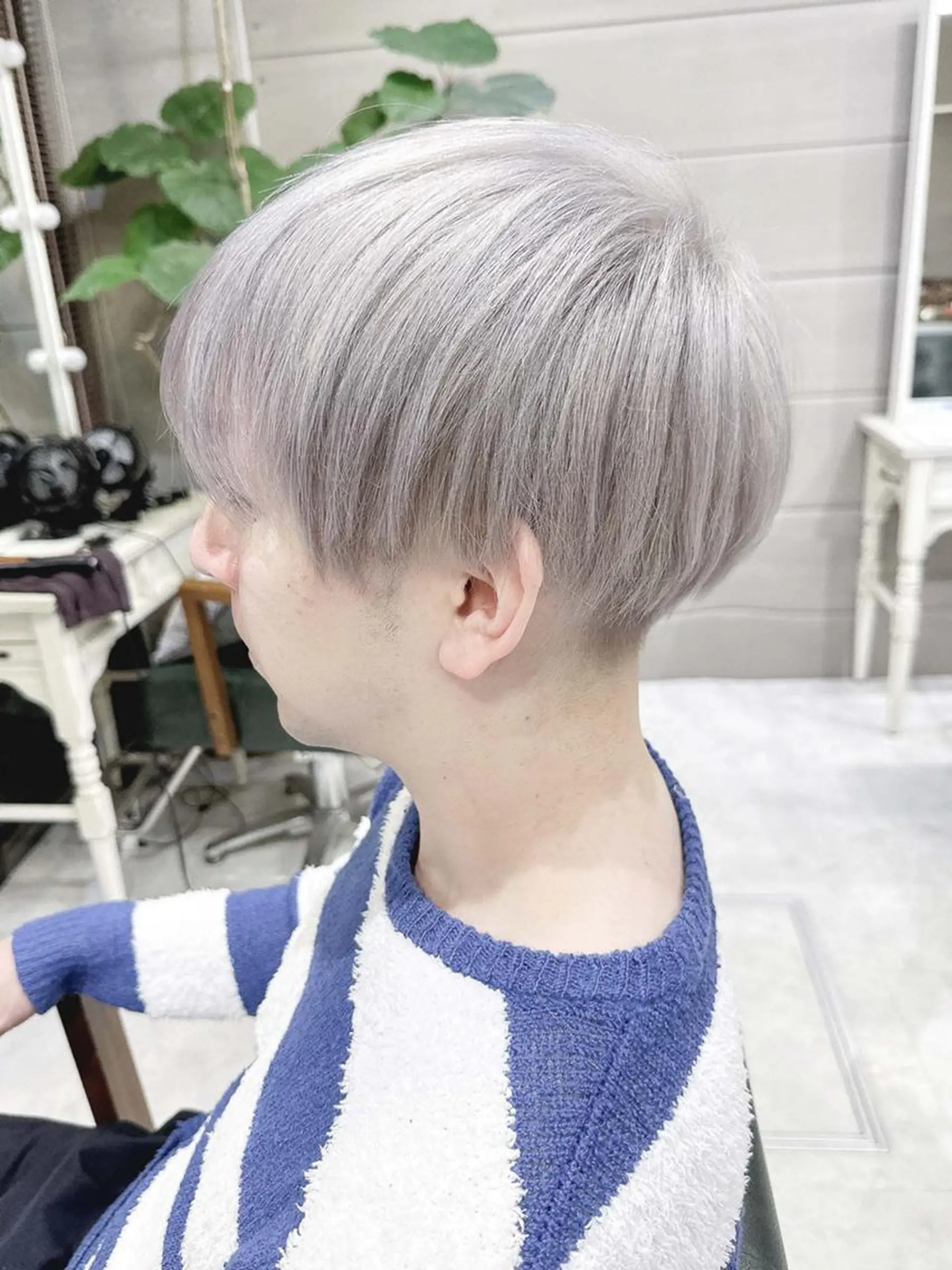 ショート カラー ヘアアレンジ メンズ メンズブリーチ メンズ韓国風 韓国マッシュ マッシュ ツーブロック 𝐑𝐈𝐍𝐊𝐀 🐷🖤のヘアスタイル