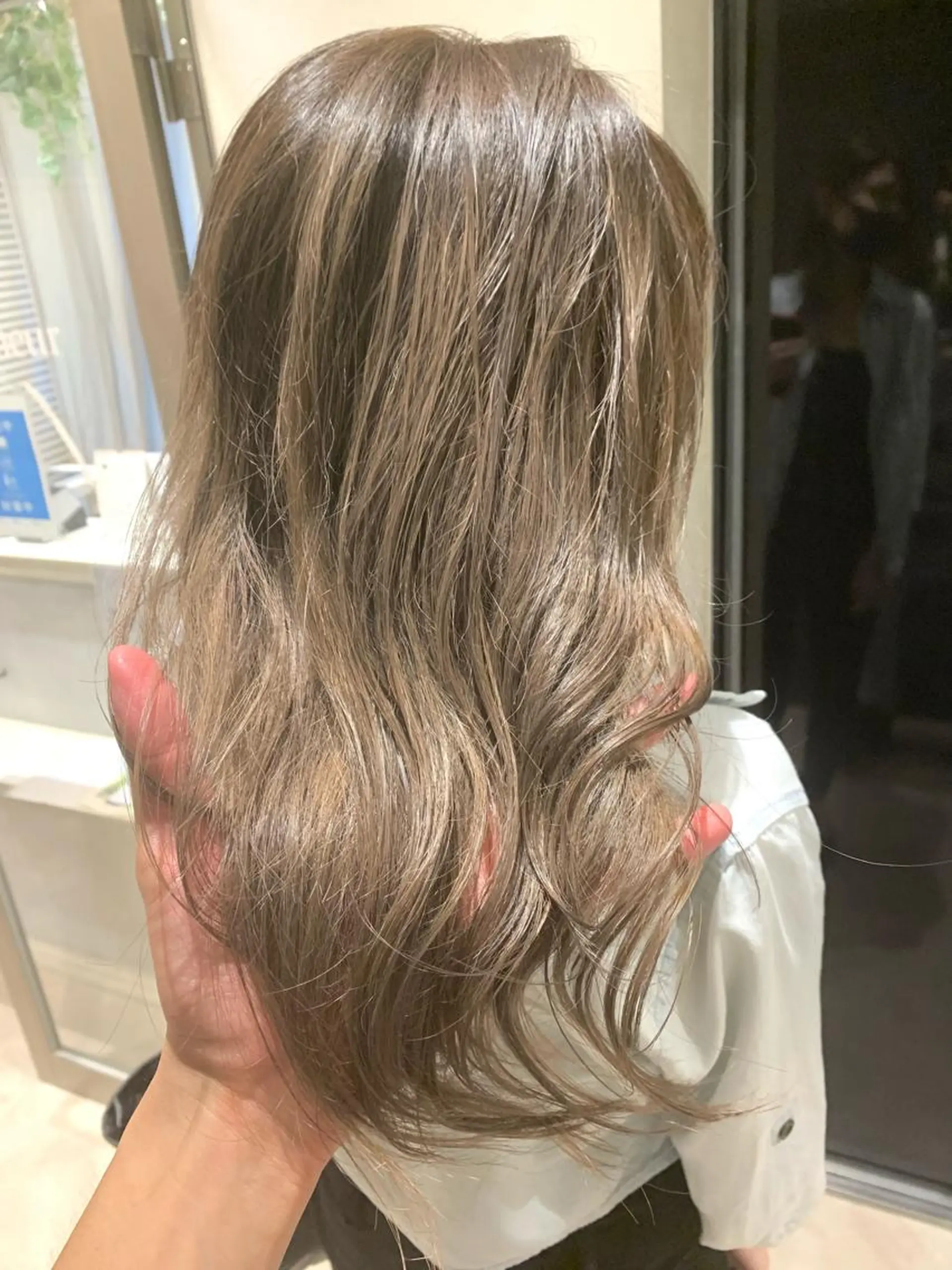 カラー ima所属・ima代表 ニヘイのヘアスタイル