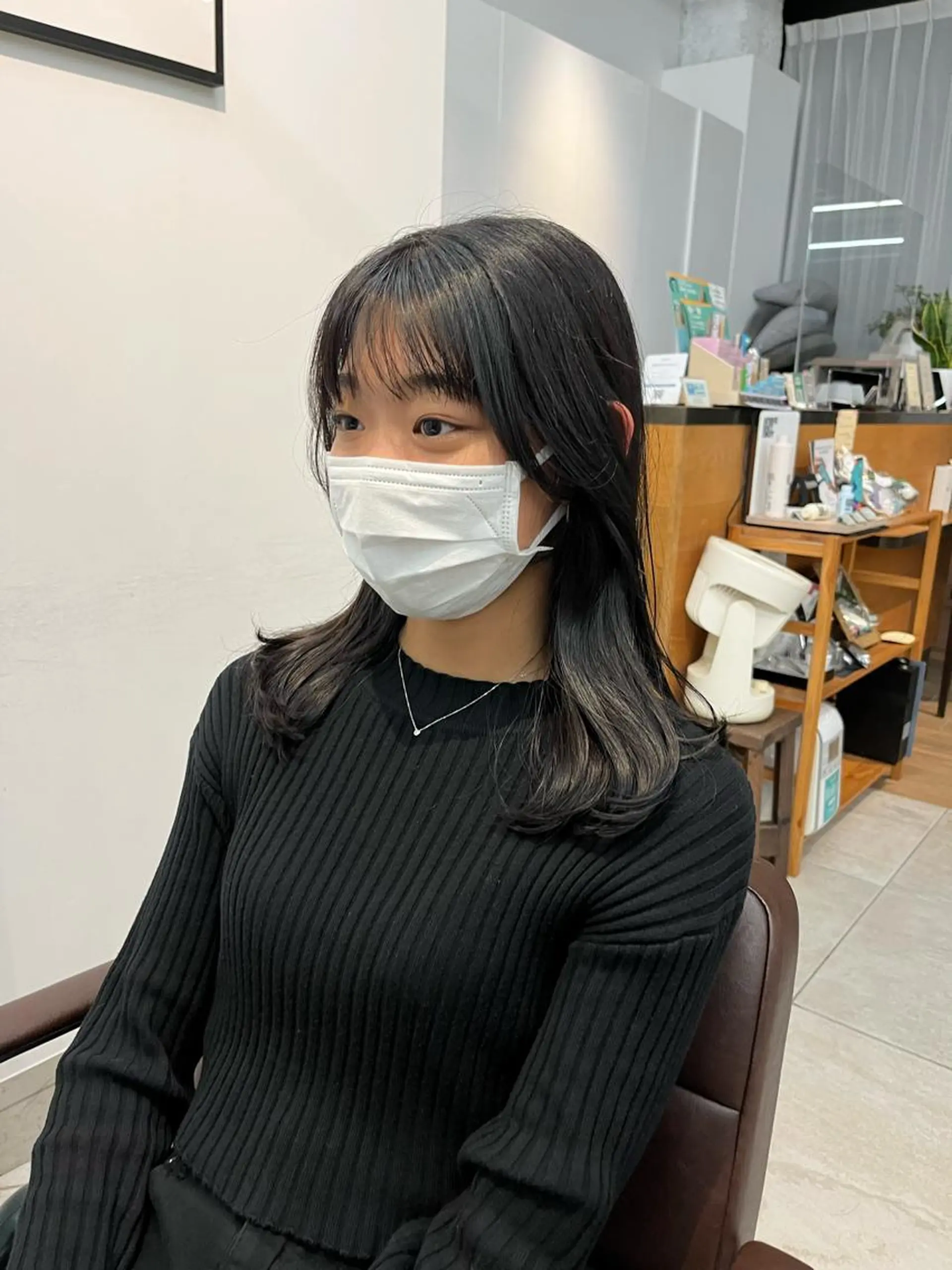 セミロング brisa所属・迎 凪紗のヘアスタイル