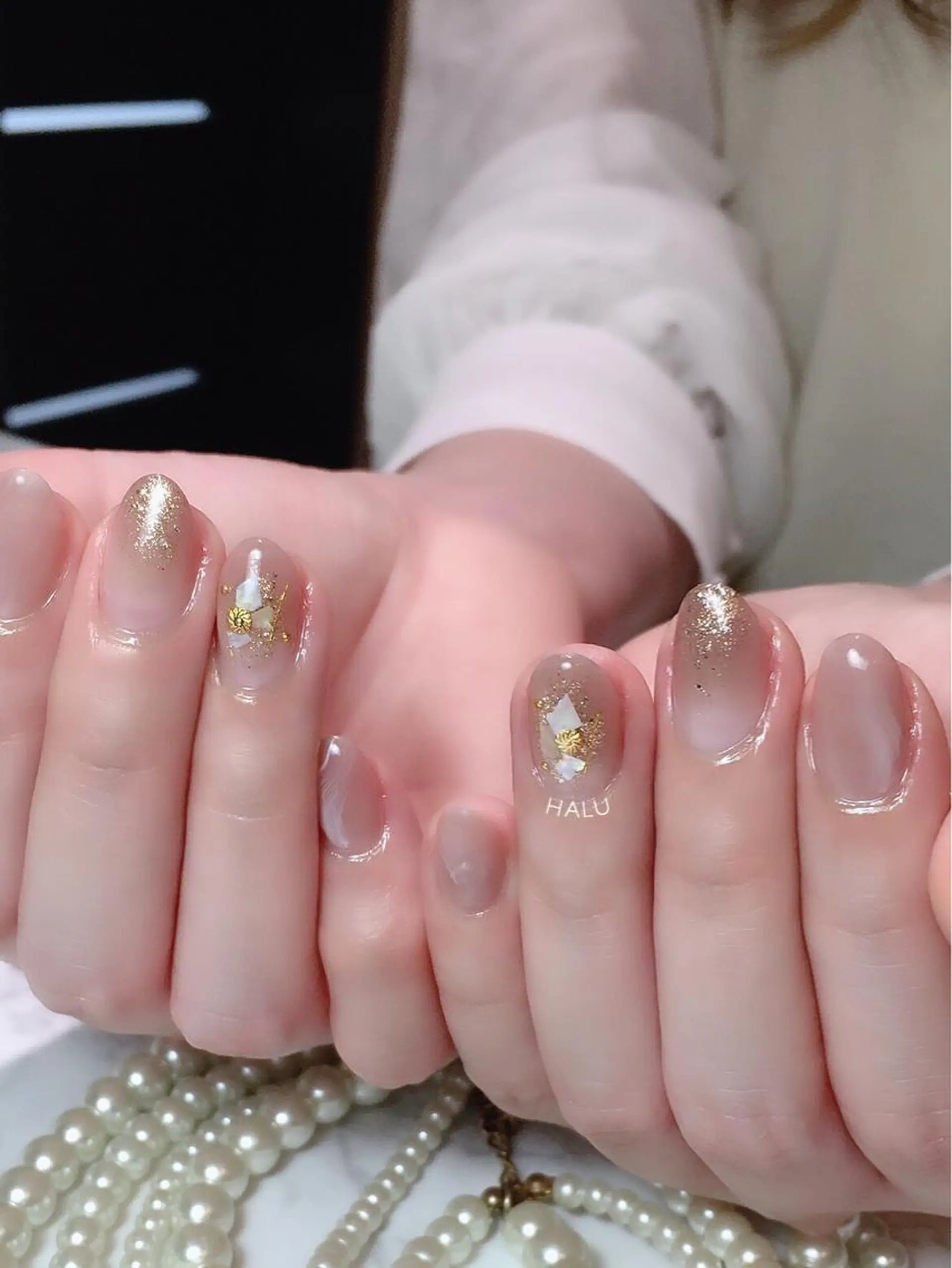 ネイル ゴールド HALU ハルのネイルデザイン