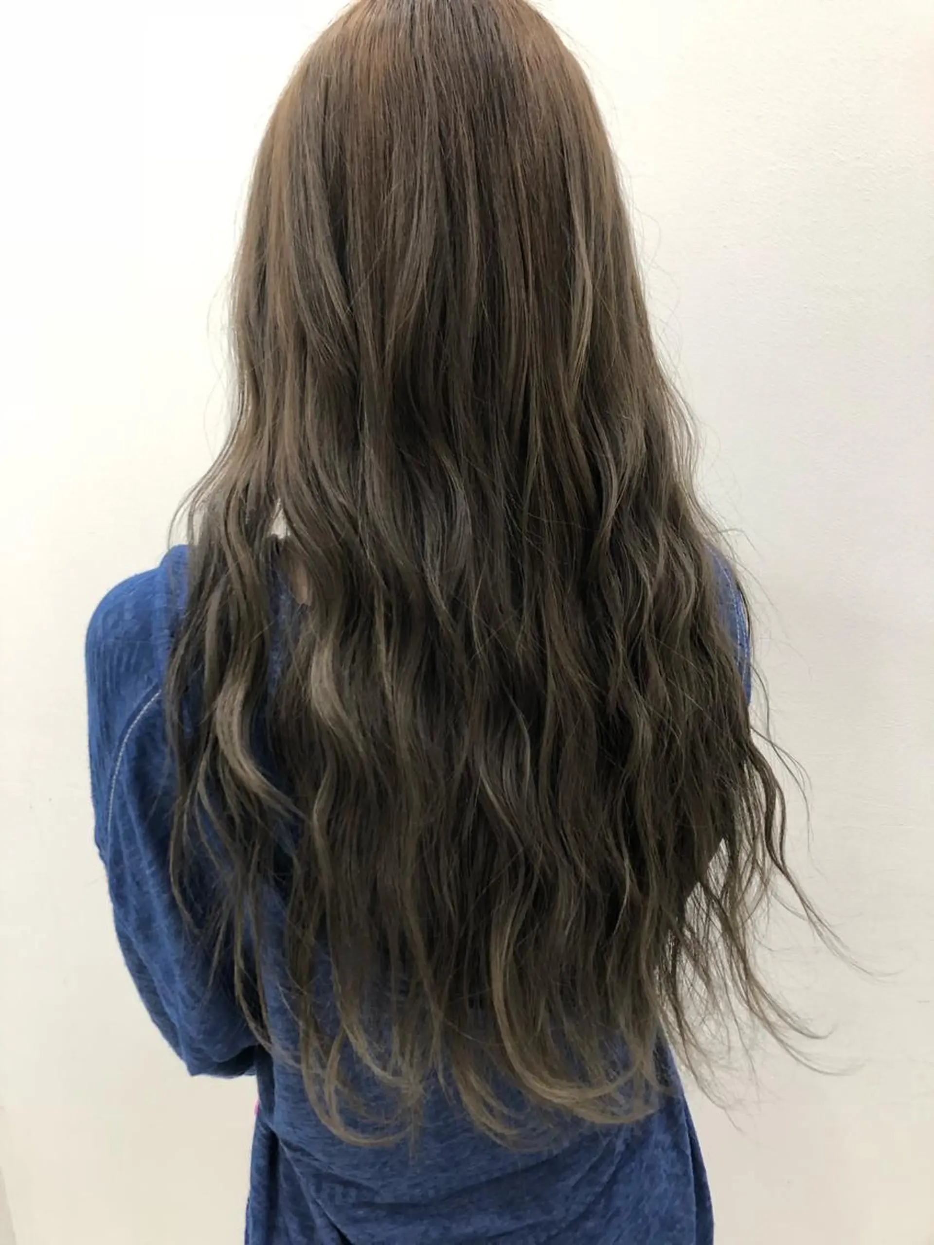 ロング カラー ヘアカラー 美容室 HAKUAのヘアスタイル