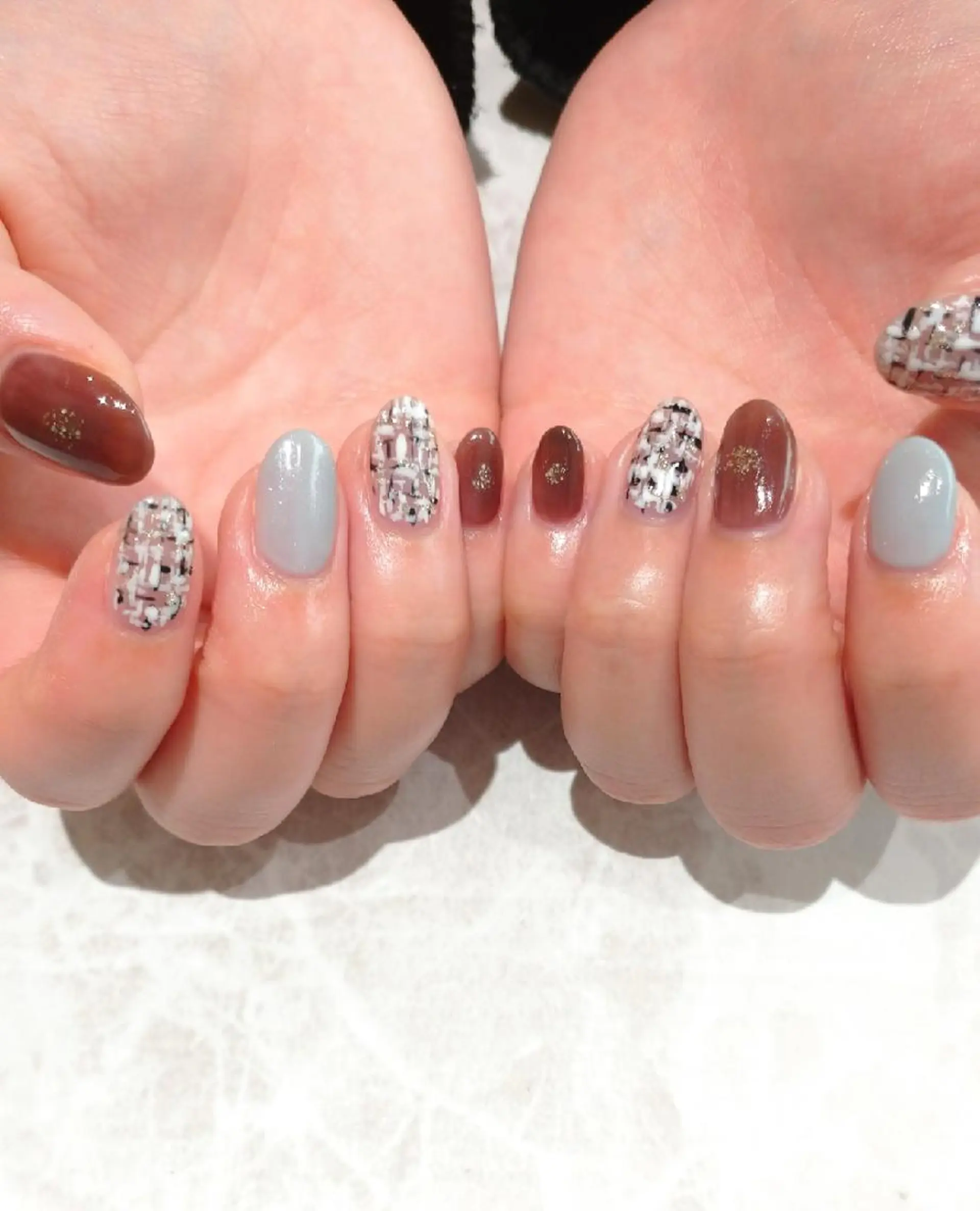 ネイル 水色 會田 瑠衣のネイルデザイン