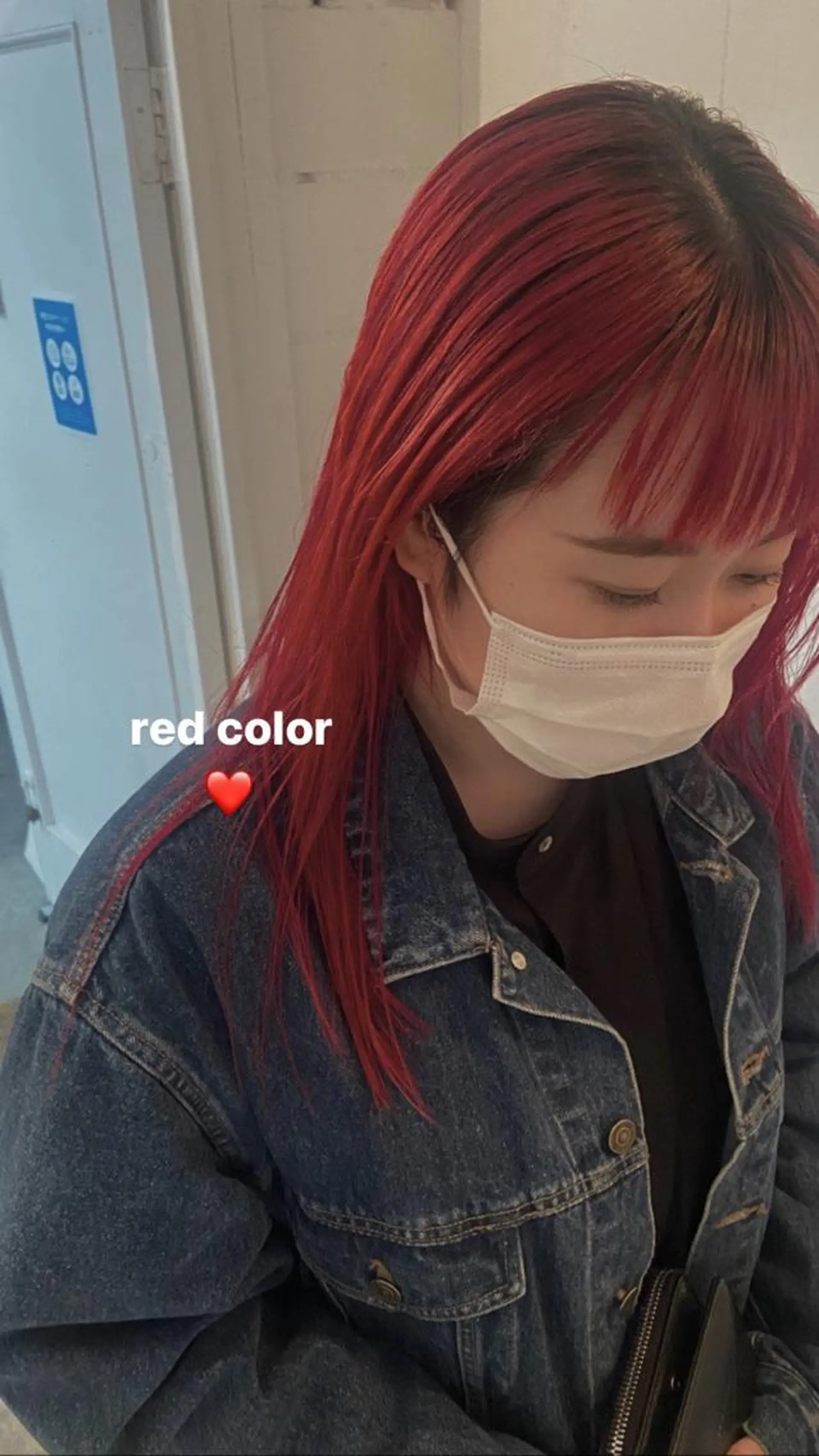 ミディアム ヘアカラー OKA AKIHOのヘアスタイル