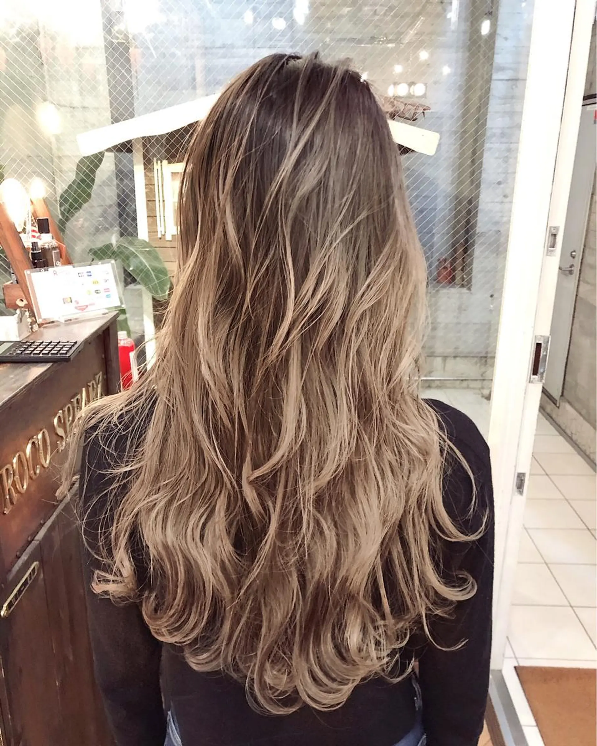 ロング 斉藤 潤一のヘアスタイル