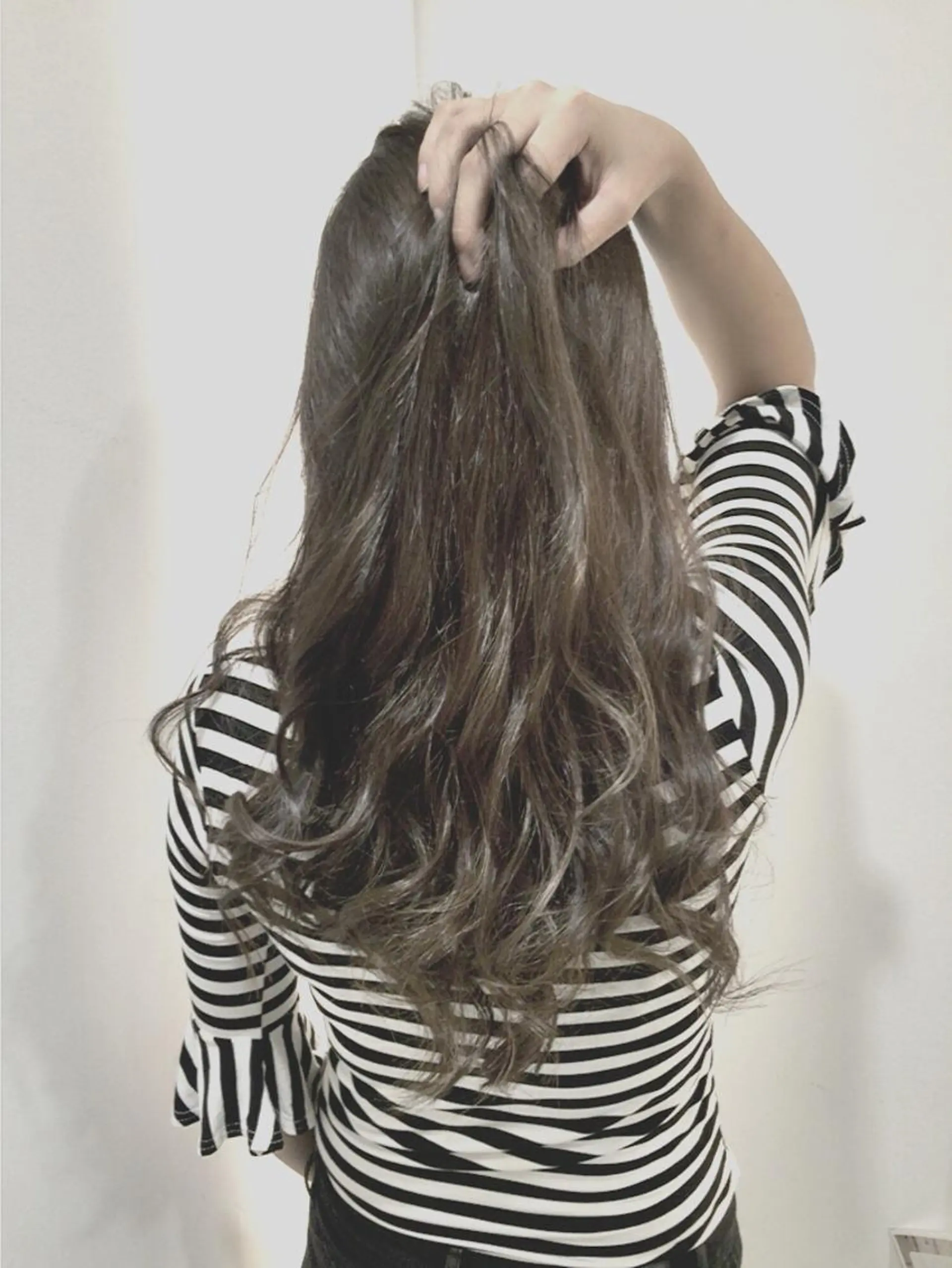 ショート ミディアム セミロング カラー 外国人風カラー due hair 京都駅前店 MILBON オージュア認定サロン【デューヘアー】所属・ハイトーンブリーチ 土坂　由志【京都】のヘアスタイル