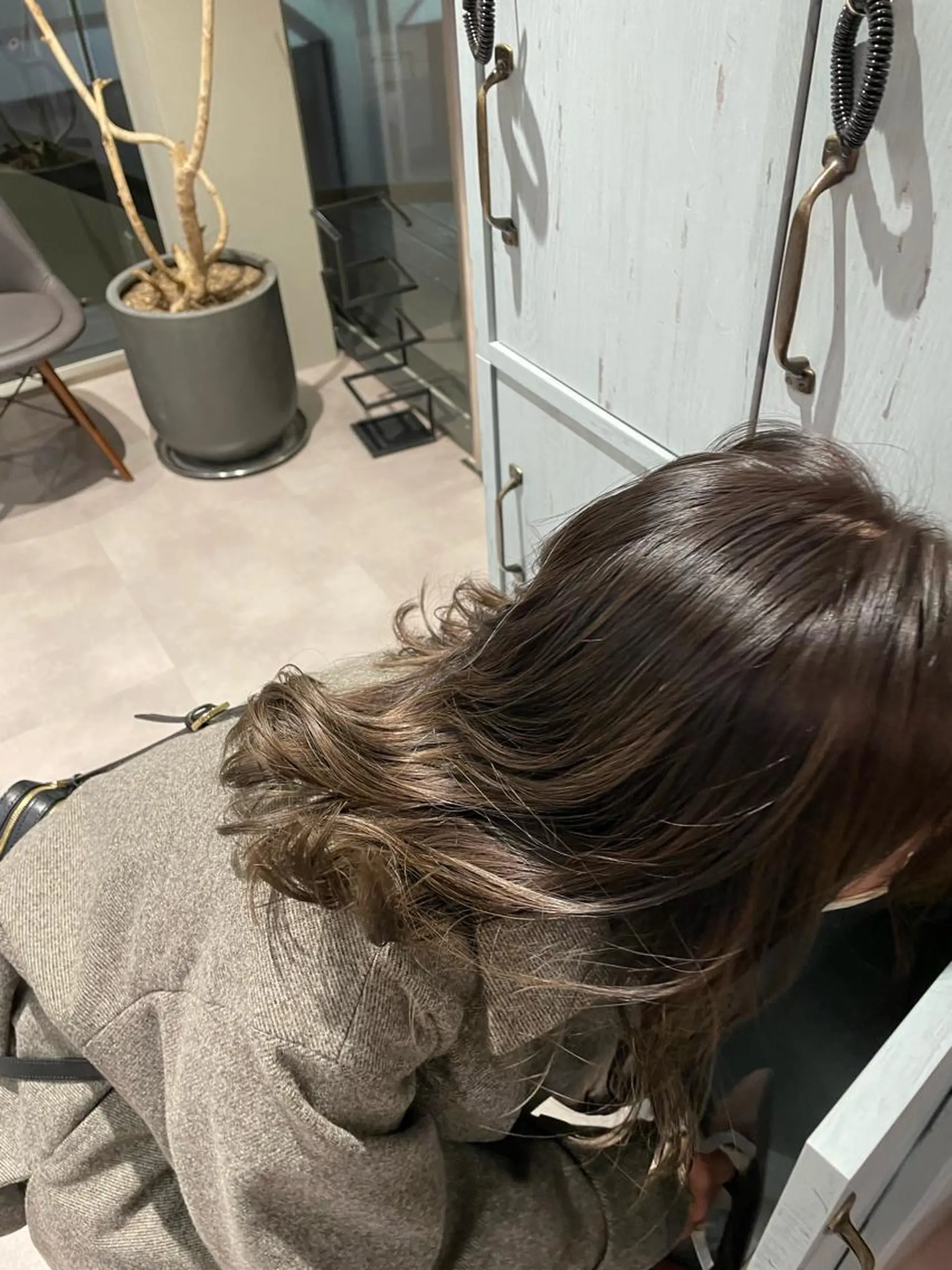 セミロング エギョモリ 外国人風カラー ハイライト 髪質改善 タンバルモリ ヘアカラー 韓国風/オシャレ /縮毛矯正/滝口琴未のヘアスタイル