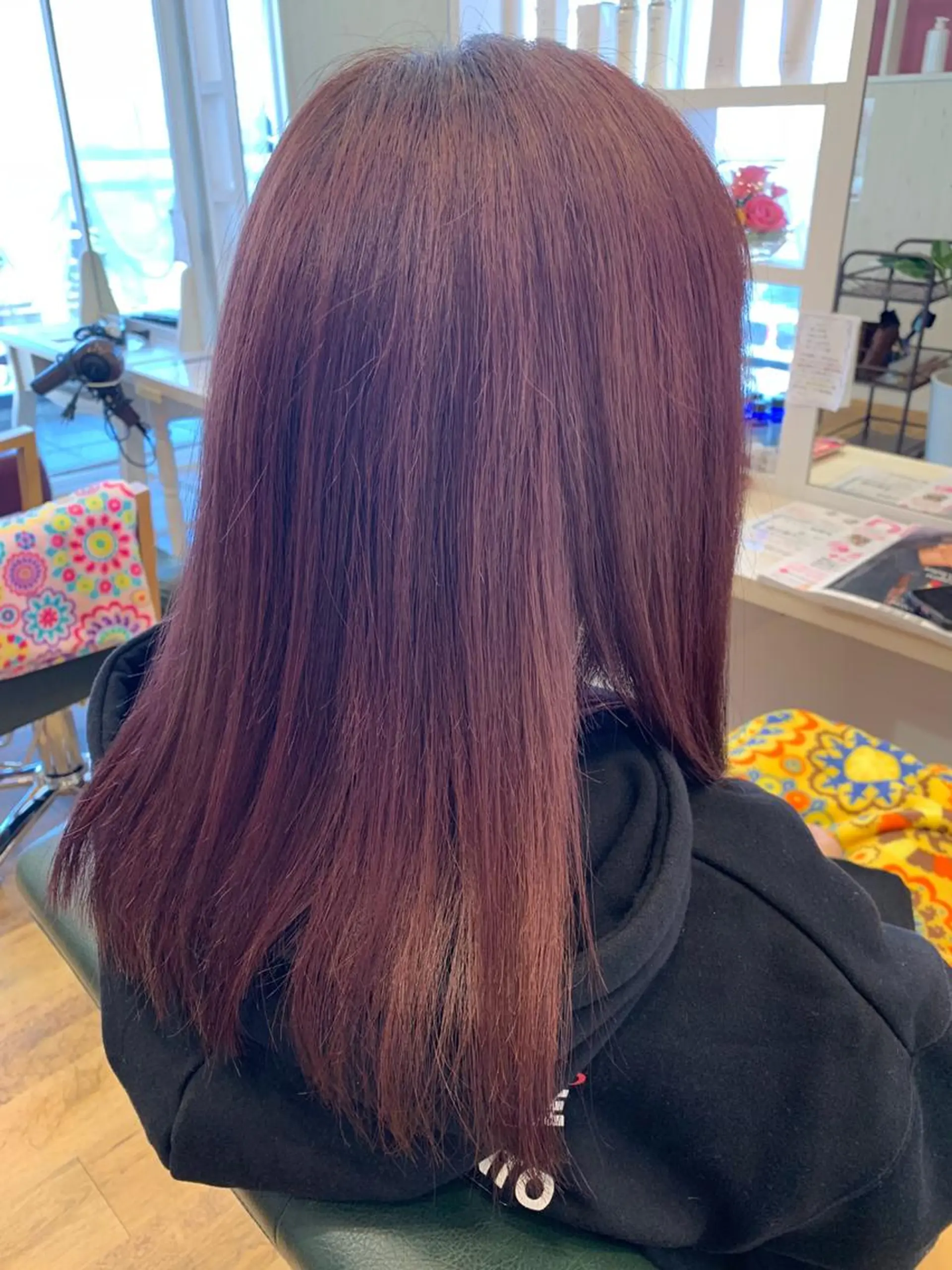 セミロング カラー ブラウンカラー ピンクカラー ピンクブラウン 工藤 萌香のヘアスタイル