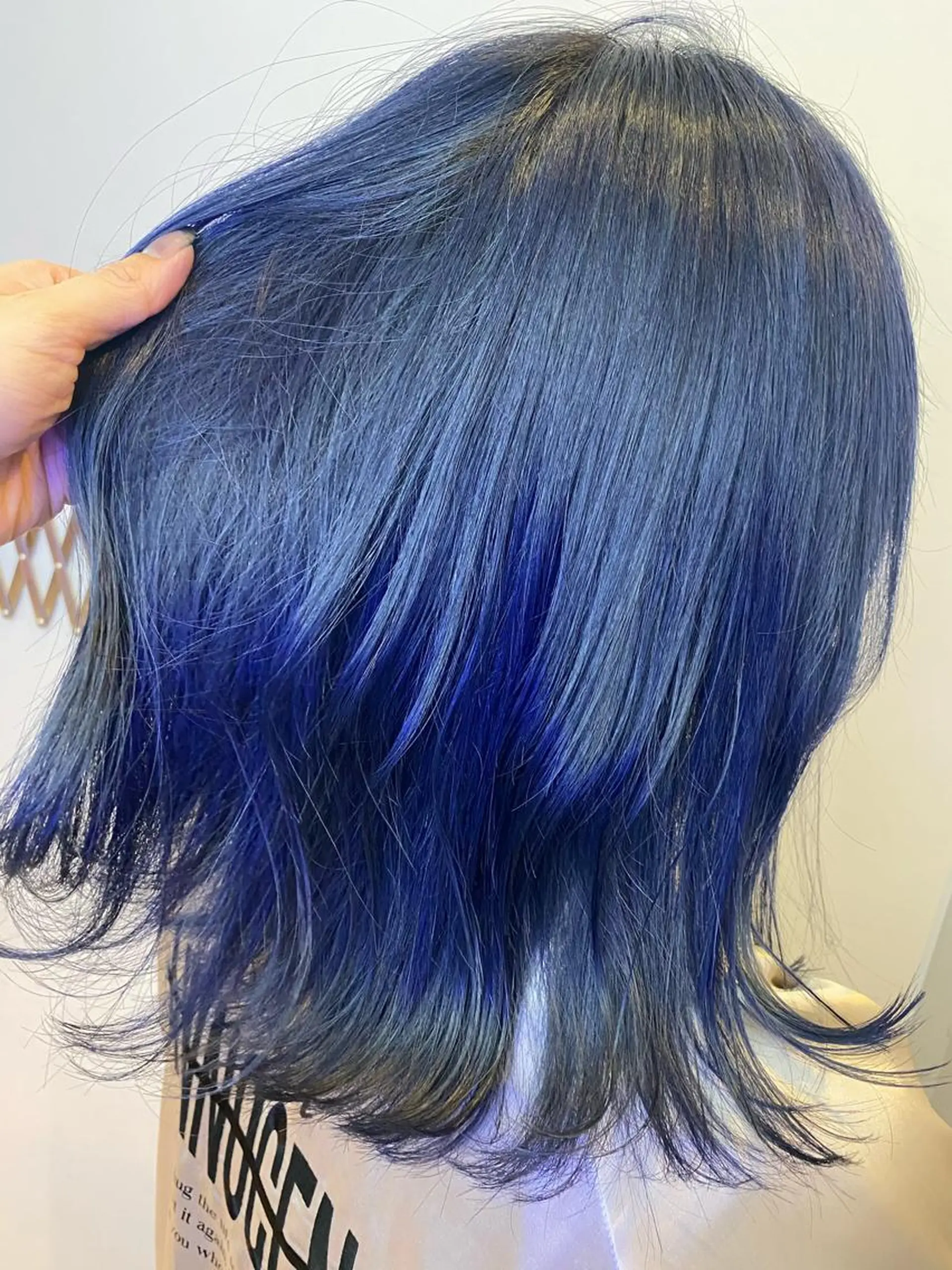 ミディアム カラー ブルーカラー ネイビーカラー カット ヘアカラー トリートメント scene.池袋所属・scene. haraのヘアスタイル