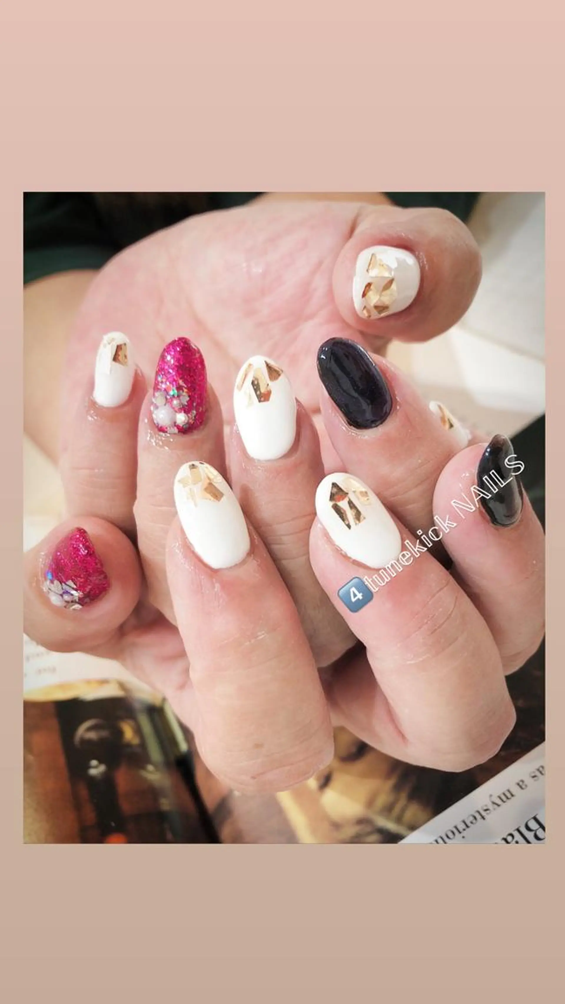 ネイル キラキラネイル 4tunekick NAILS(フォーチュンキックネイルズ)所属・光森 淳子のネイルデザイン