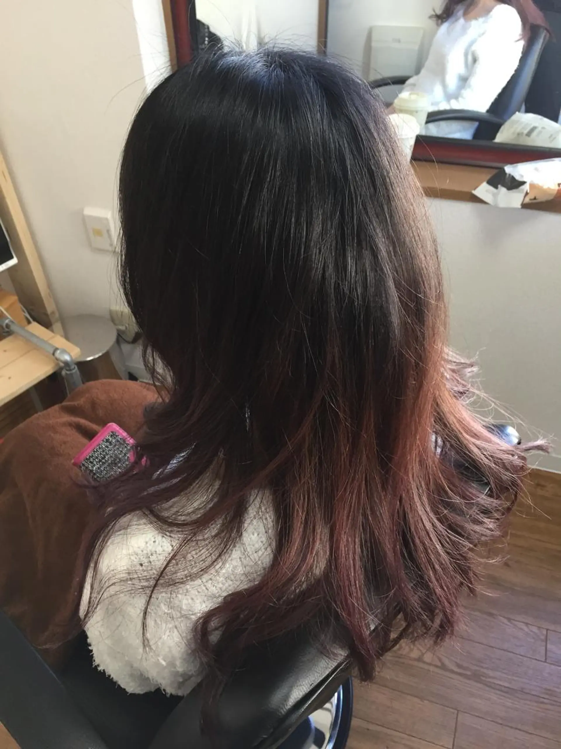 ロング カラー ブリーチ グラデーションカラー じょん 。のヘアスタイル