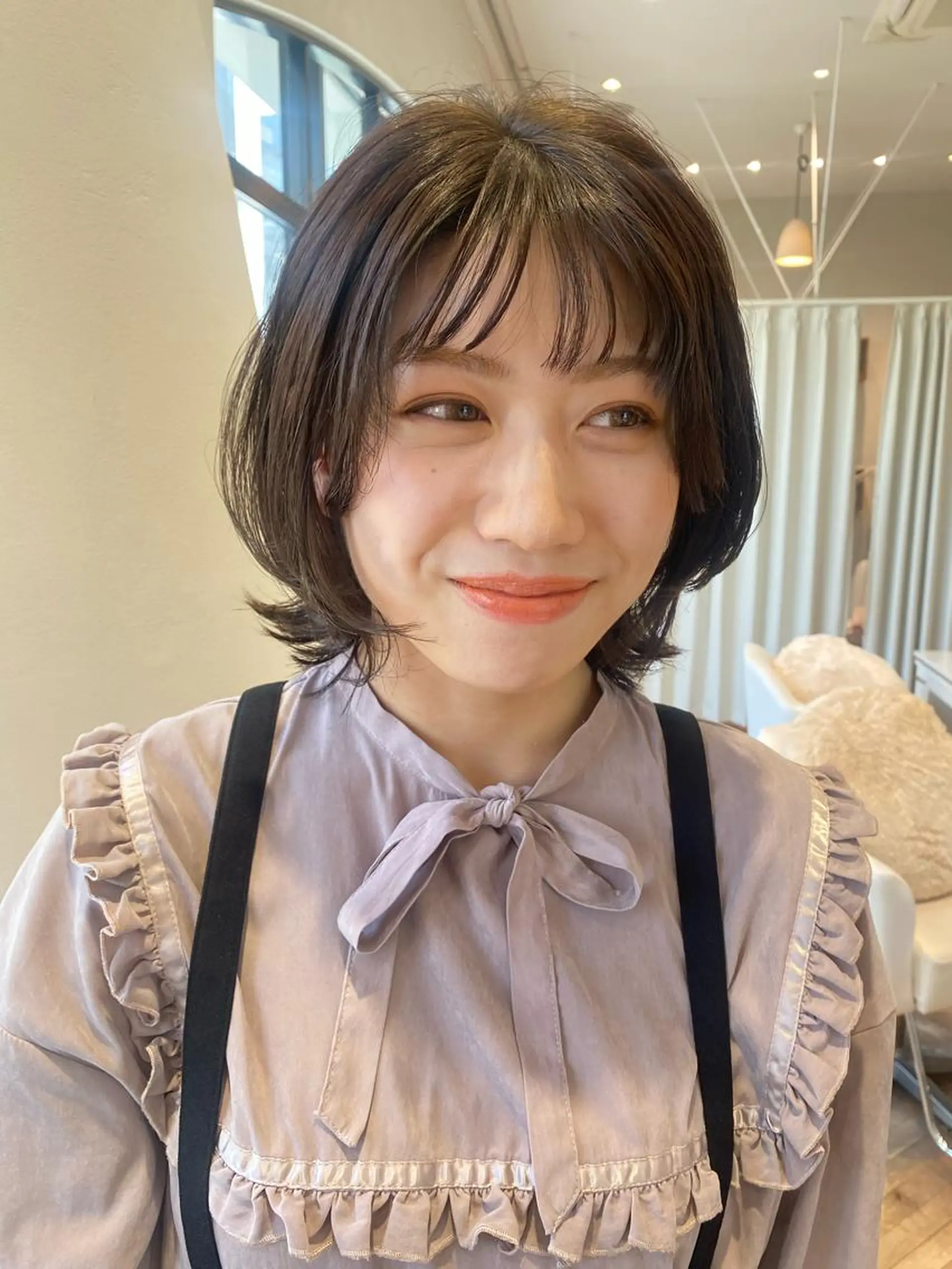 ミディアム カラー 増井 彩乃のヘアスタイル