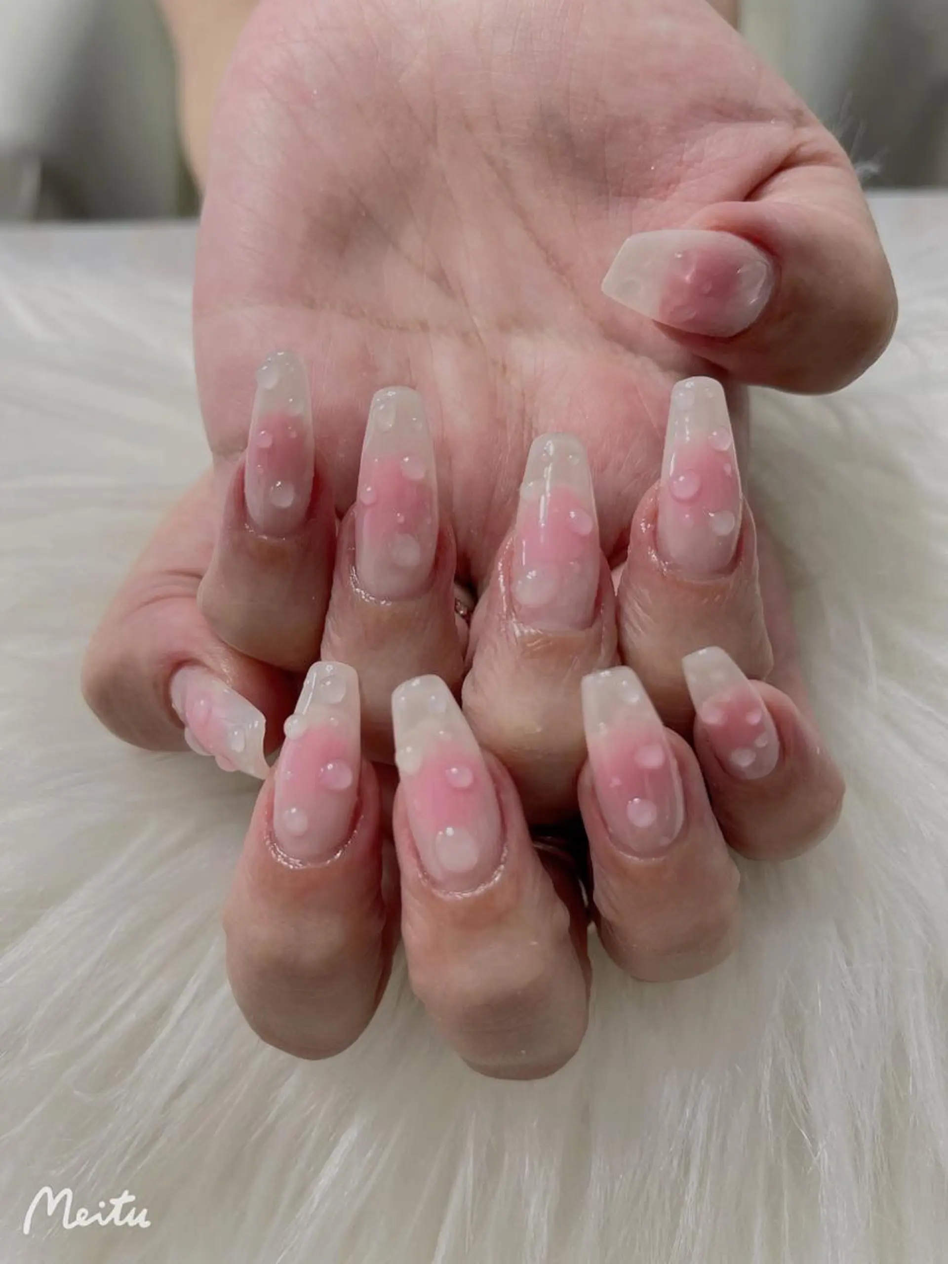 ネイル 菲菲ネイルサロン所属・FF フィフィネイルサロンのネイルデザイン