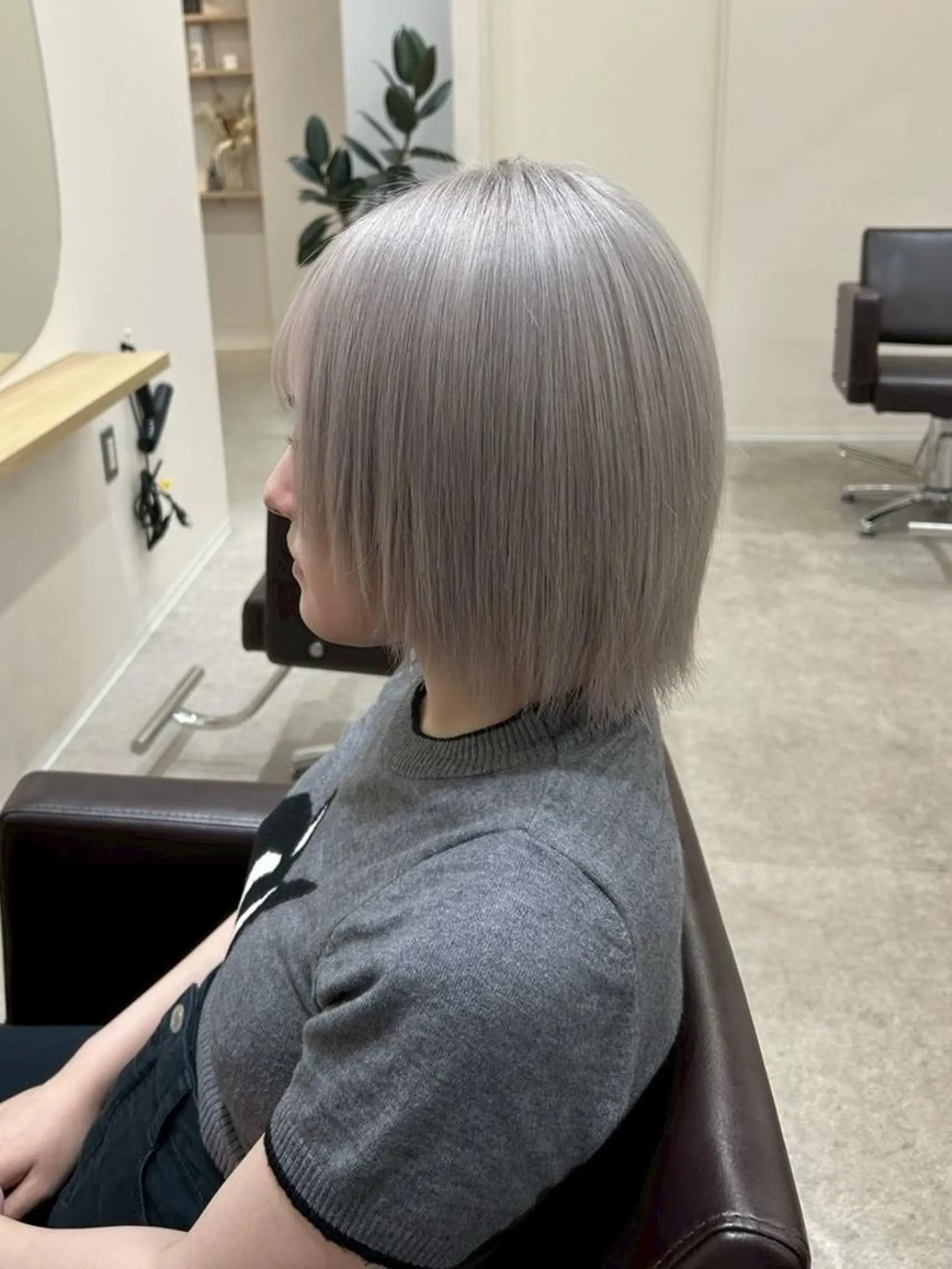 ミディアム カラー ブリーチ ダブルカラー カット ヘアカラー トリートメント ✨【公式】 juhl.横浜✨のヘアスタイル