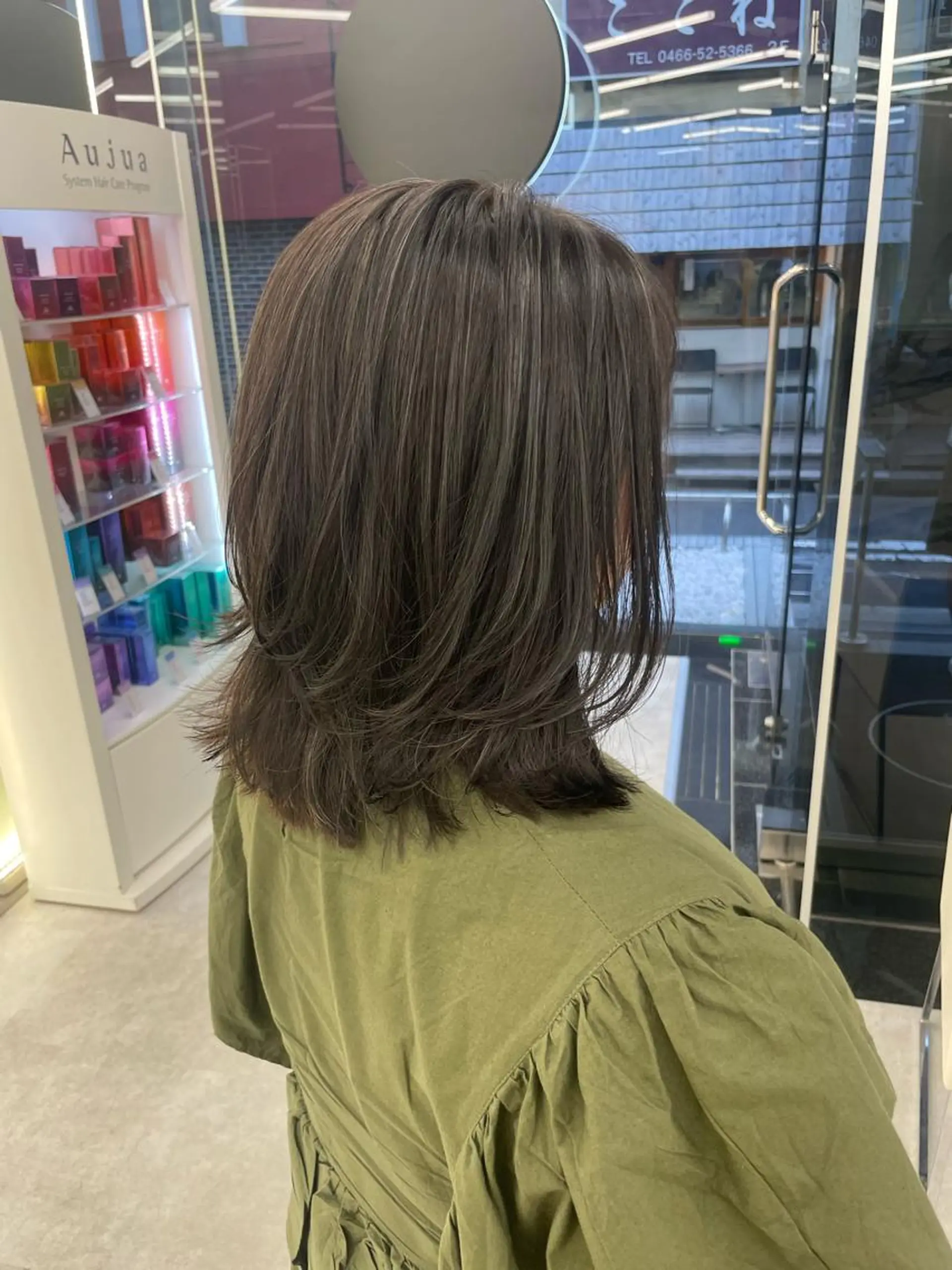 ミディアム カラー ヘアアレンジ ヘアカラー トリートメント 【Sweep】おじま のぞみのヘアスタイル